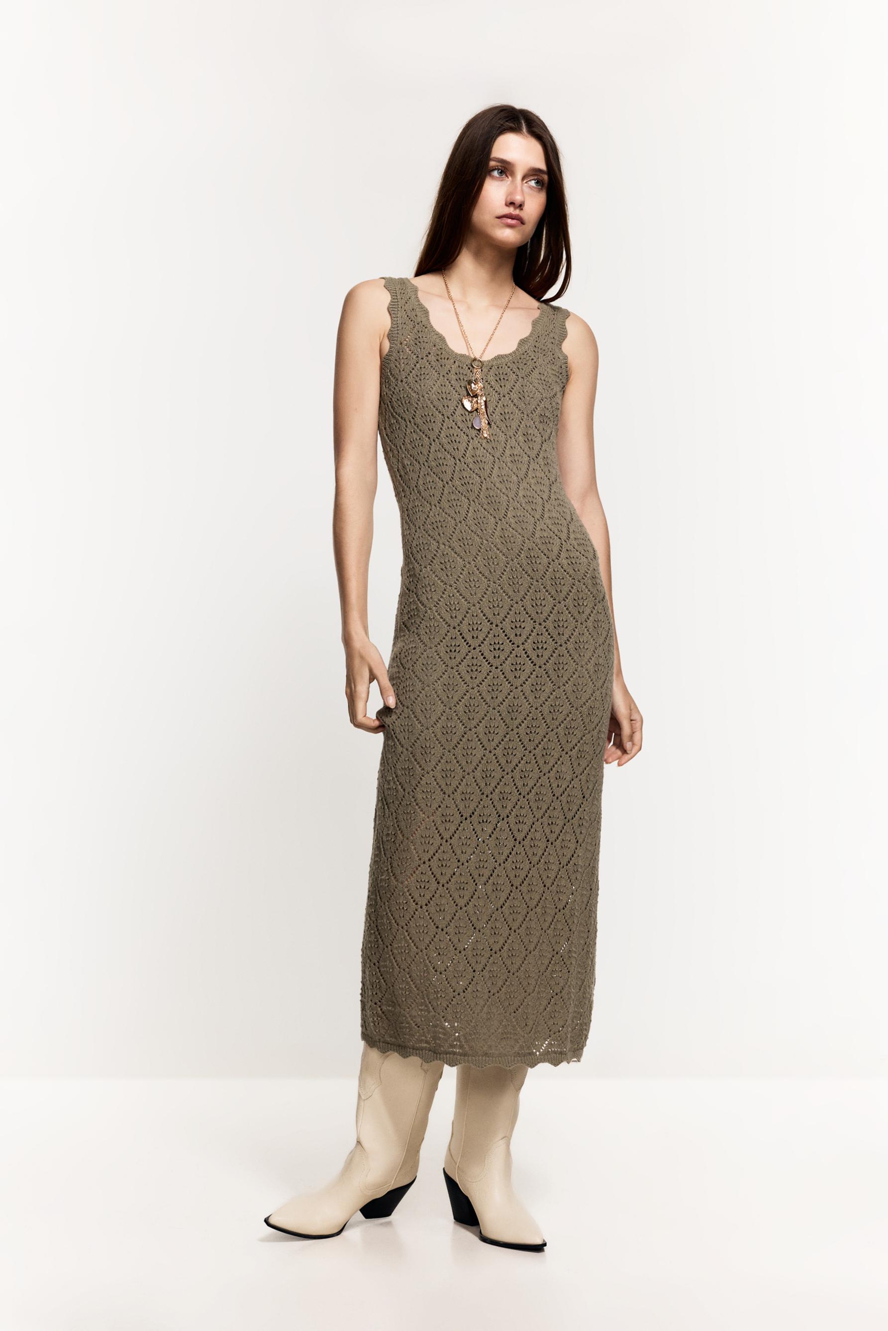 Vestido midi punto calado