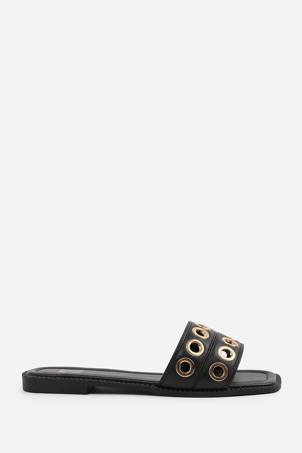 Where's That From Cher' Flatform Sandal With Stylish Eyelet Strap Detail
