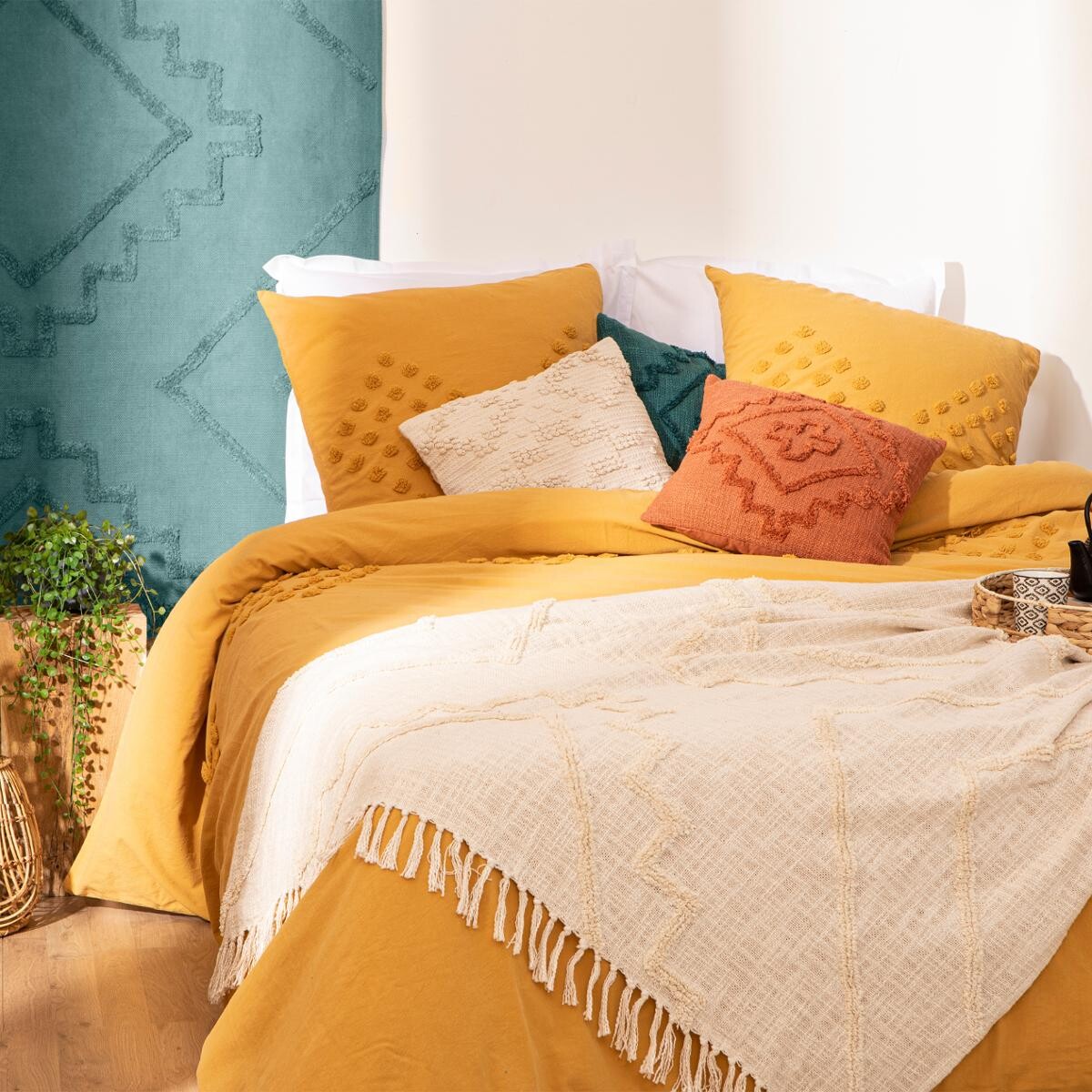 Bed throw "Inca", tufted cotton Ivory white, 130x180 cm