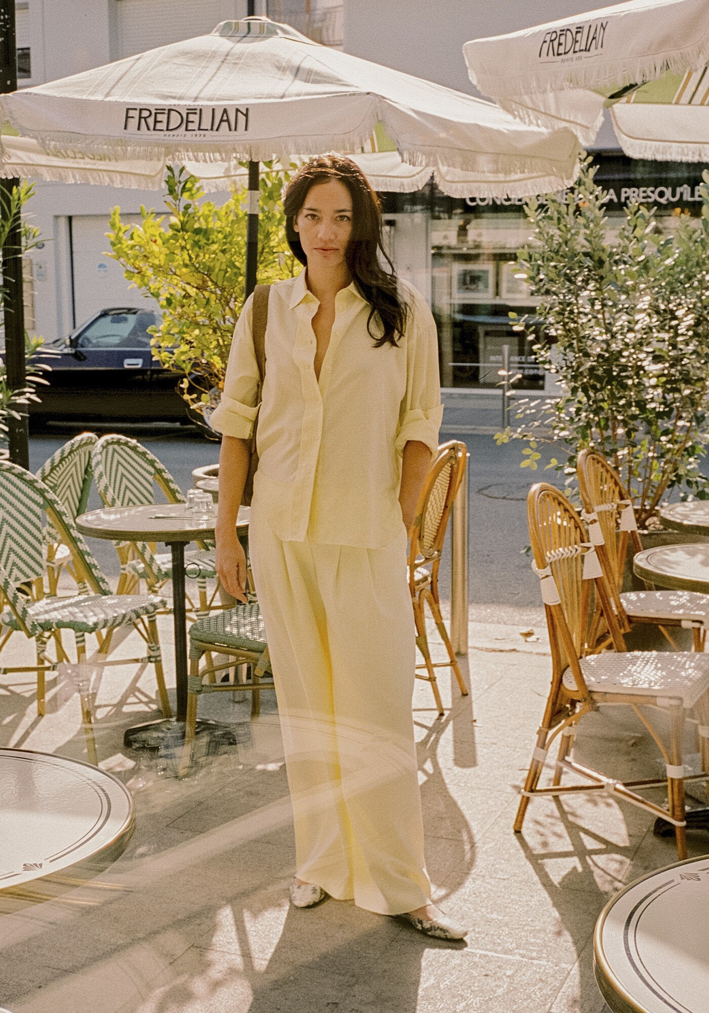 Pantalon large jaune à pinces Femme