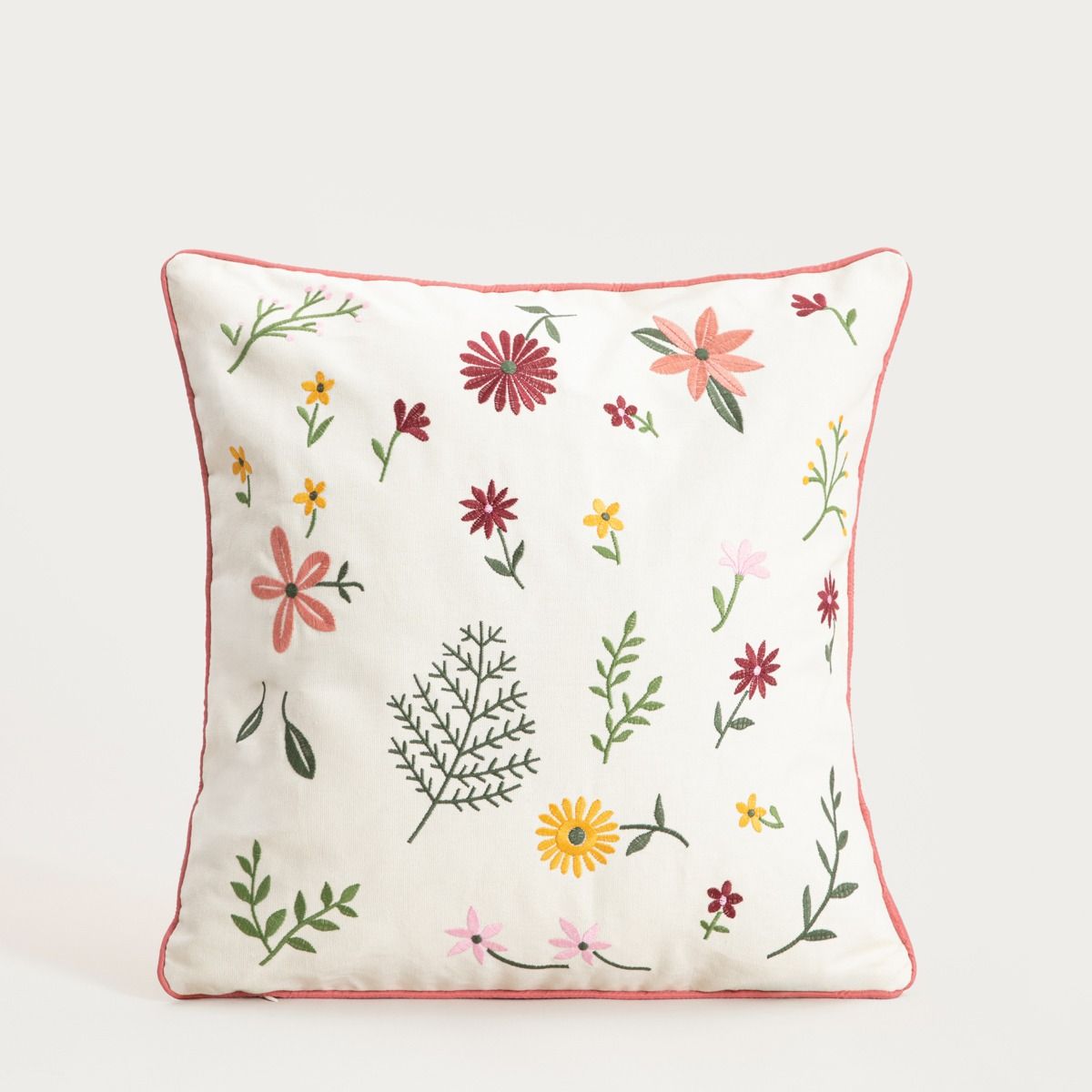 Poszewka TILA z kwiatowym wzorem z lamówką 45X45 CM