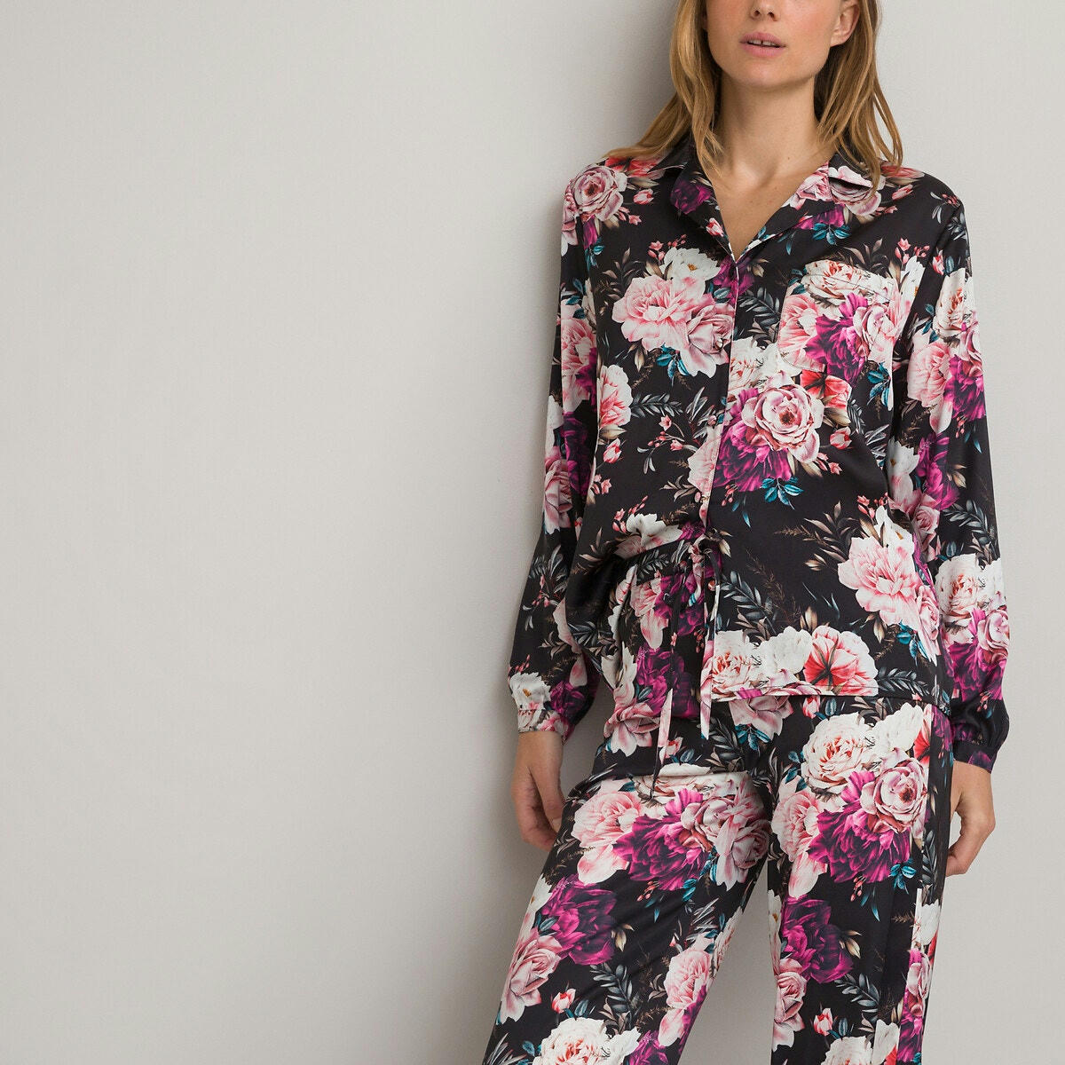 Pyjama en satin, imprimé fleurs