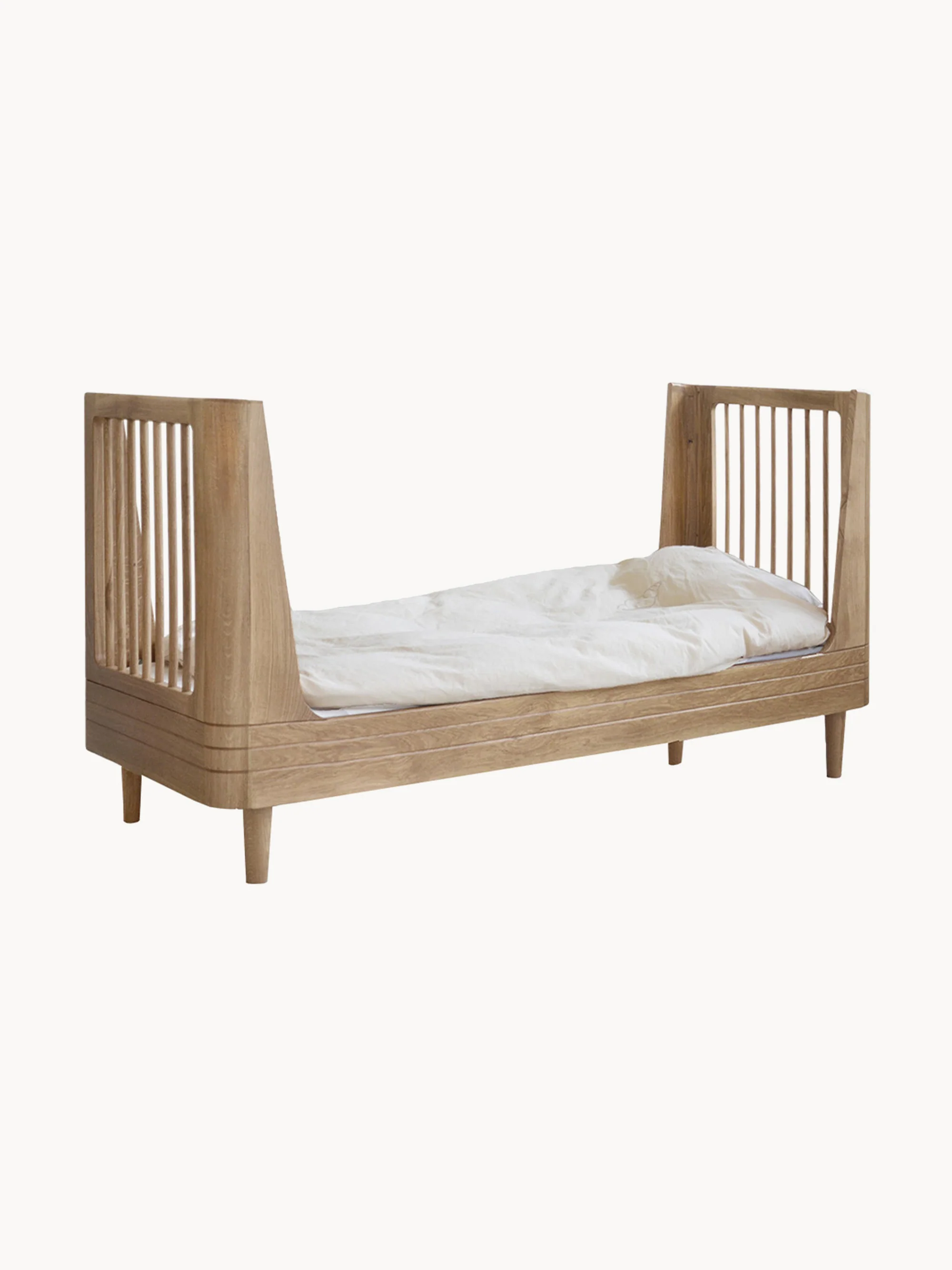 Handgefertigtes Kinderbett Nature 2.0 aus Eichenholz, B 73 x L 165 cm