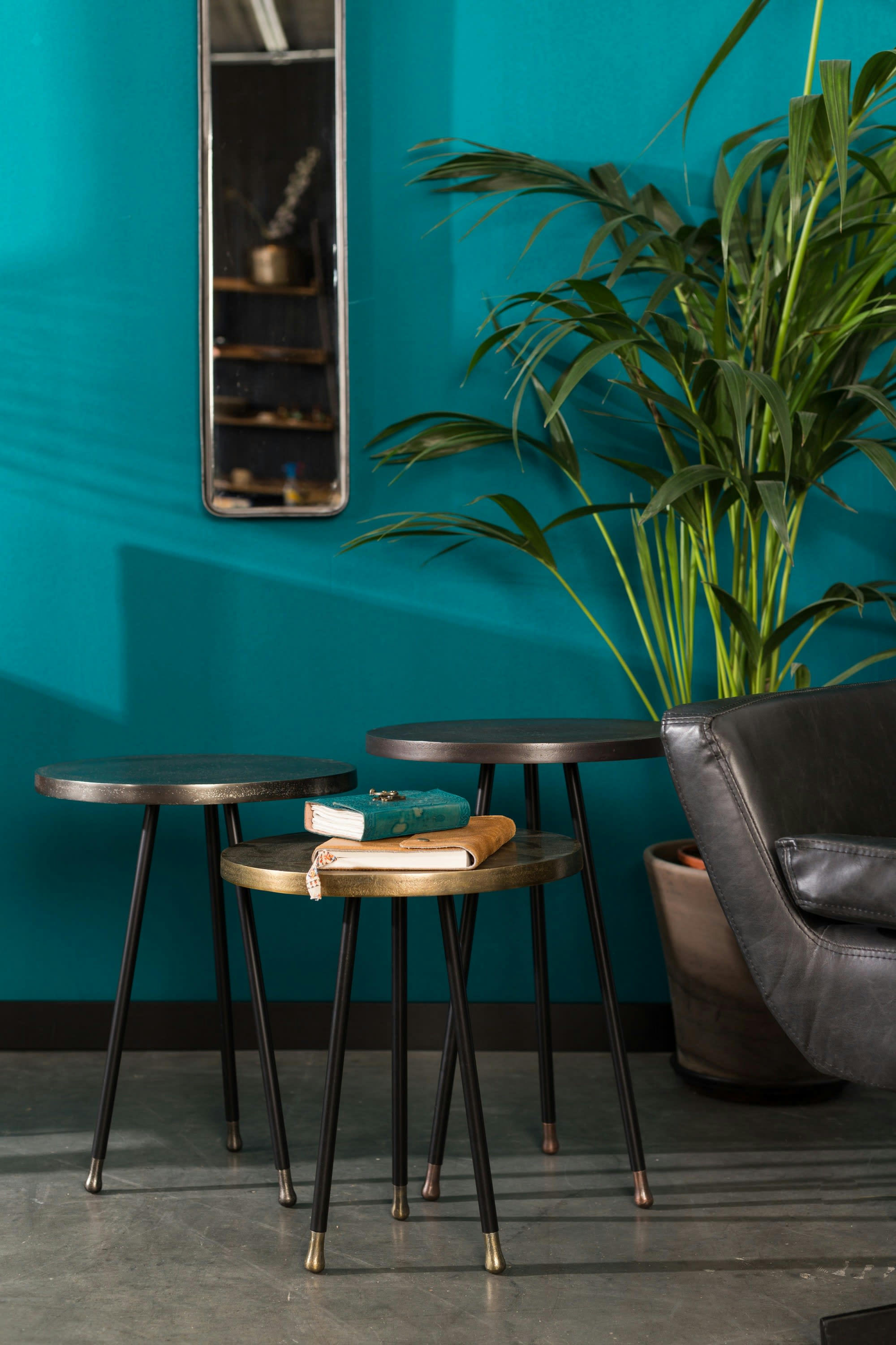 ALIM - Set de 3 tables d'appoint en métal doré