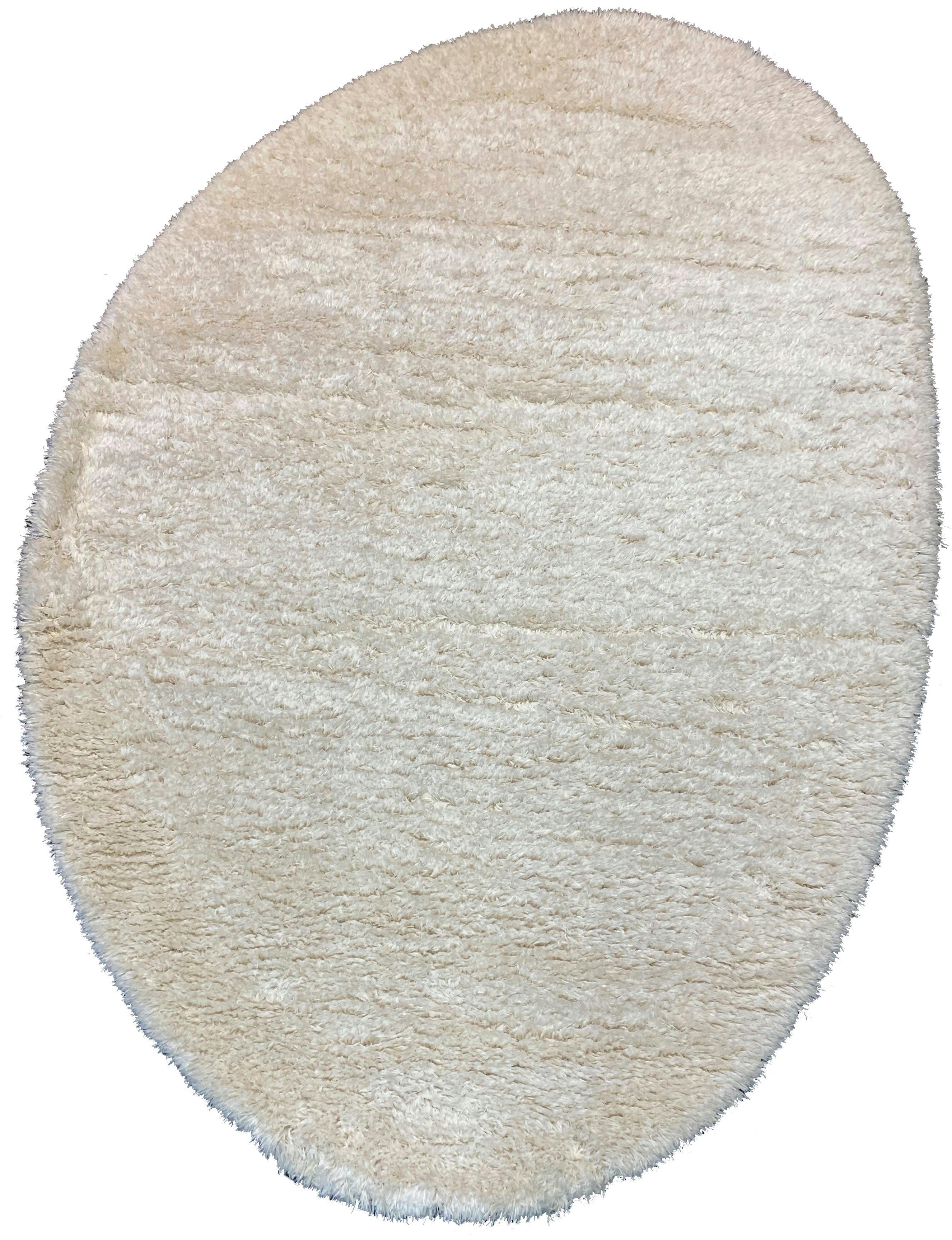 LYNN - Tapis shaggy avec forme organique en blanc, 200X290 cm