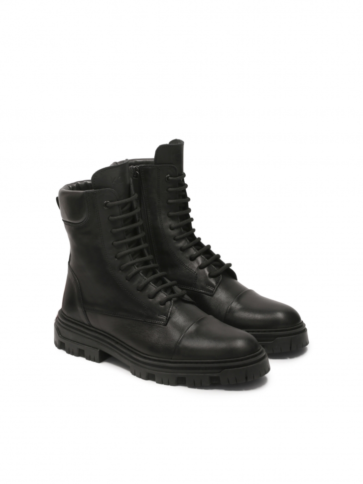 Men's high boots on trep sole