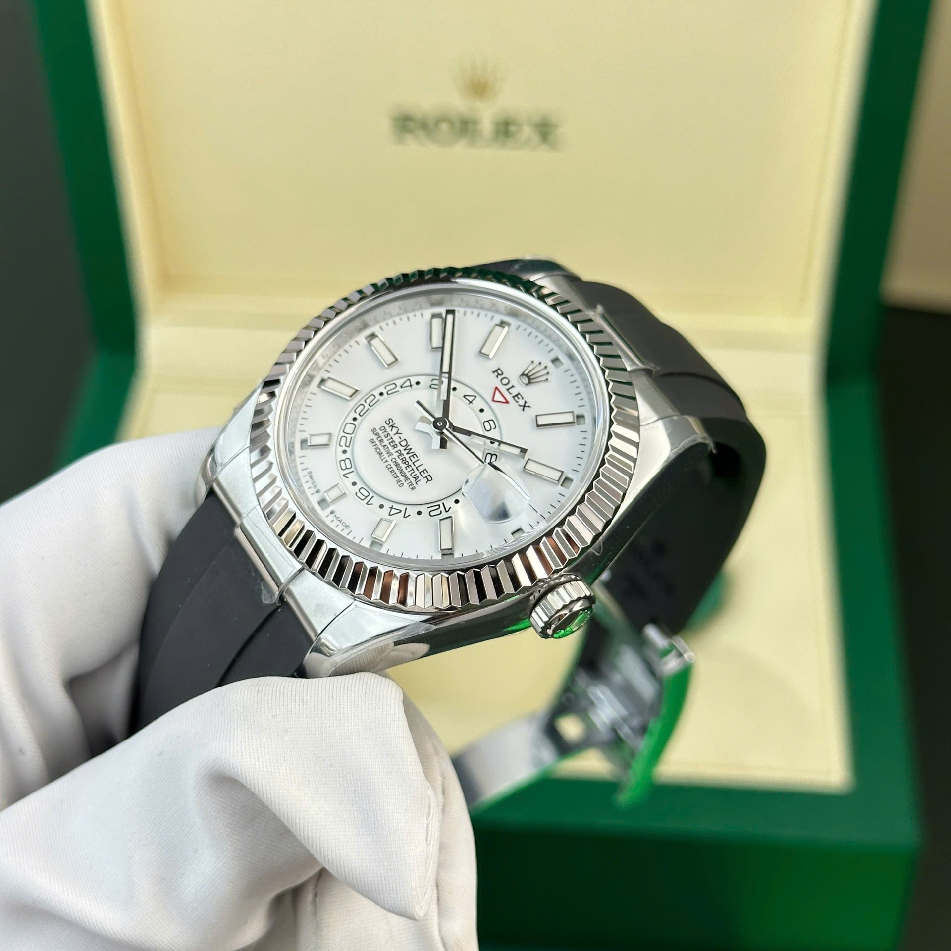 Rolex Sky-Dweller 904L Steel White Dial 42mm Oysterflex Super Clone