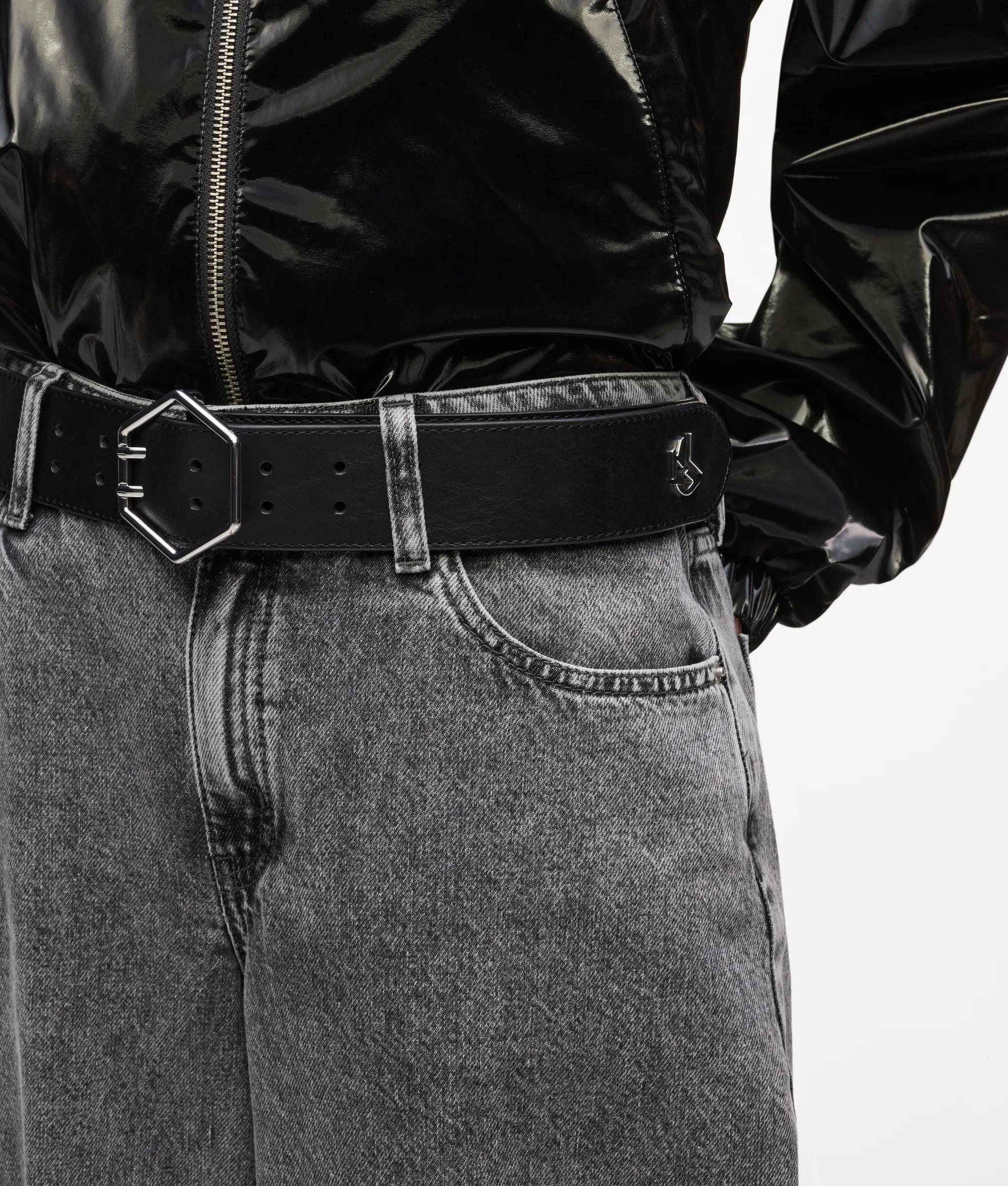 Ceinture avec boucle hexagonale