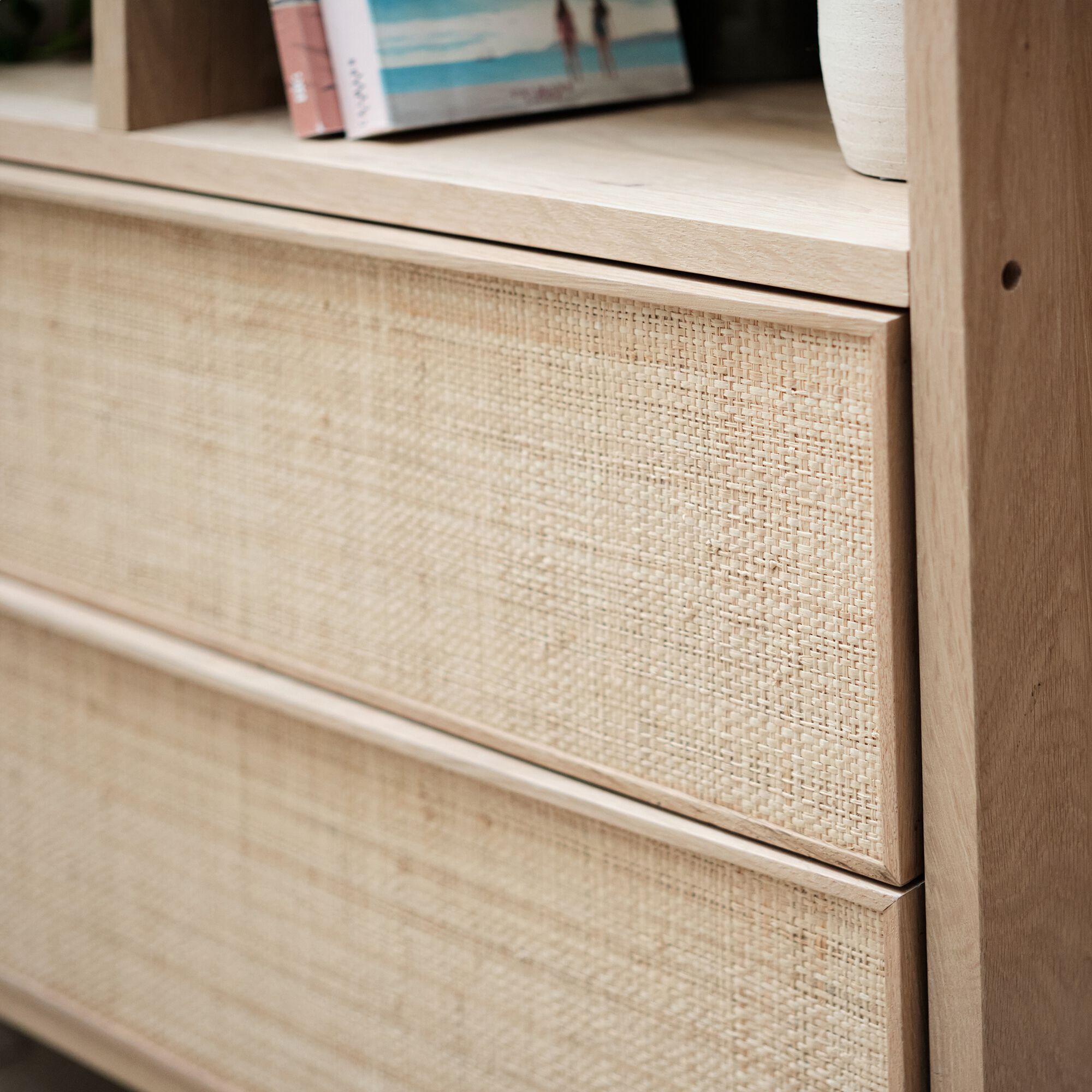 TASSIA - Bloc de 2 grands tiroirs en chêne et raphia L82cm - bois clair