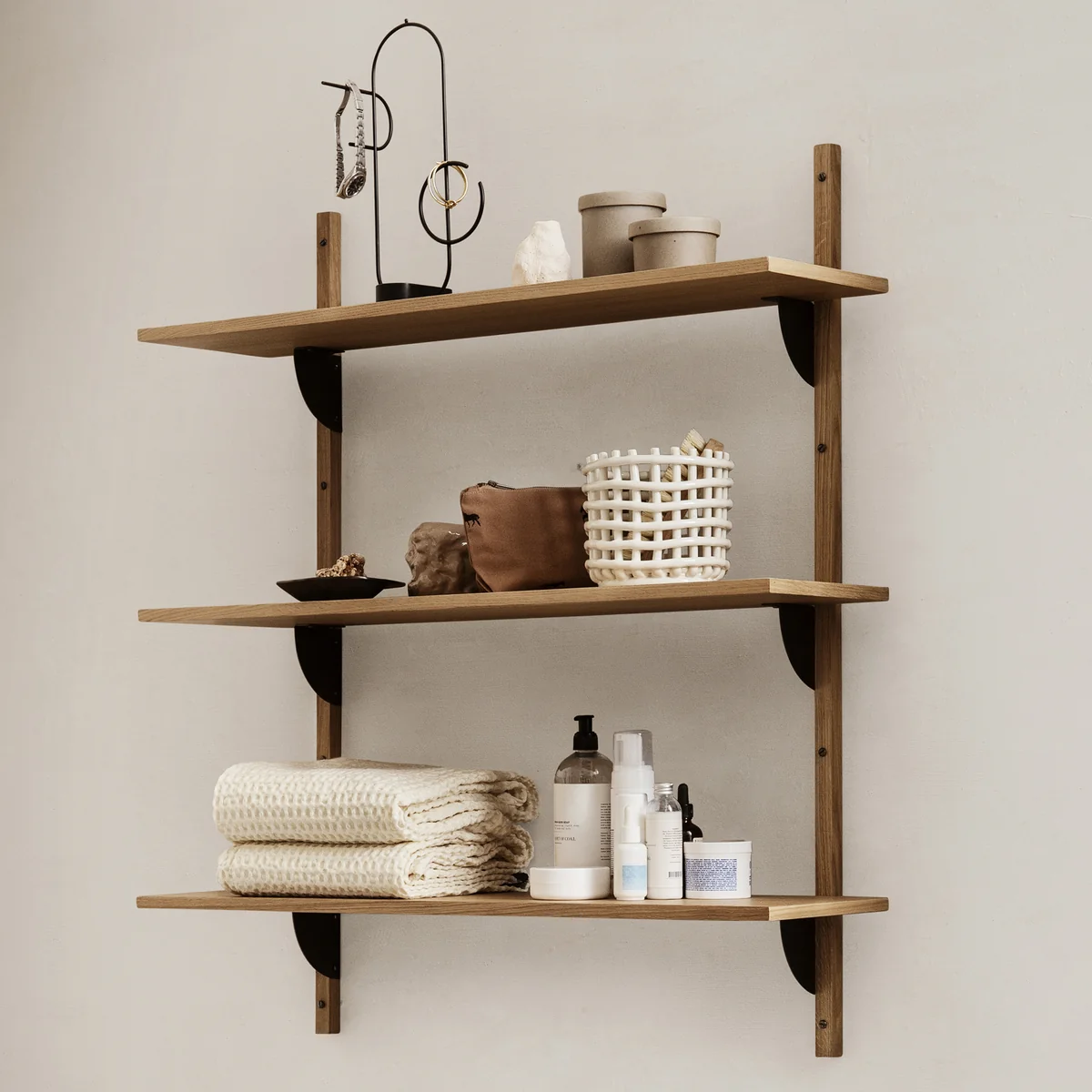 Ferm Living - Sector Wandregal triple