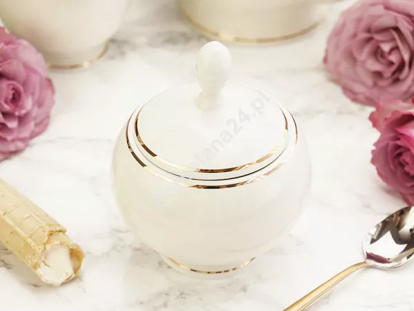 Serwis obiadowo - herbaciany na 12 osób (105 el.) Bogucice - Lolita Cream Gold 1258
