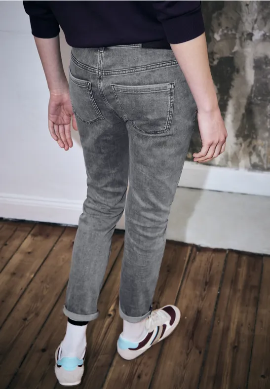 Casual Fit Jeans