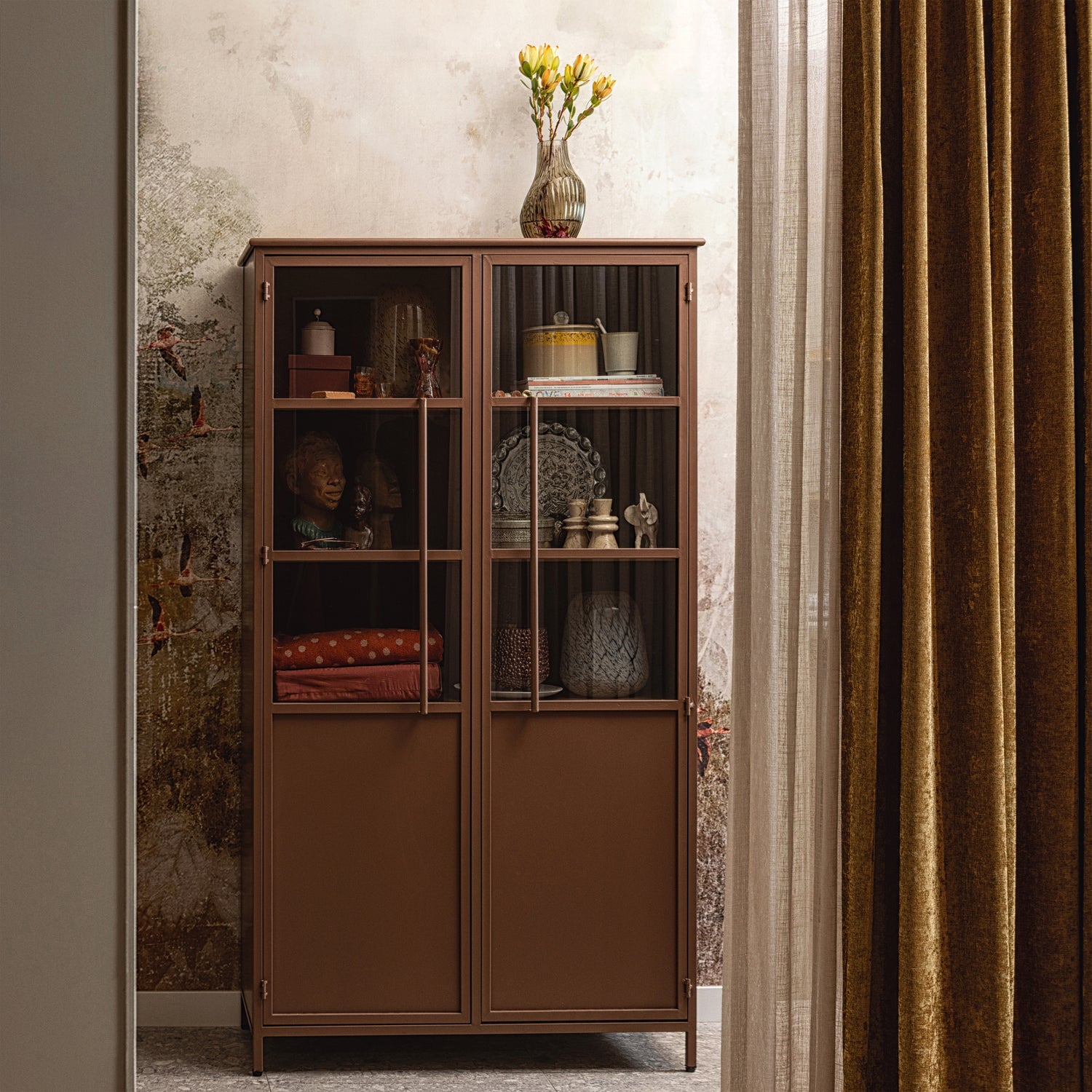 WOOOD Exhibit Vitrinekast - Metaal - Tan - 170x99x44
