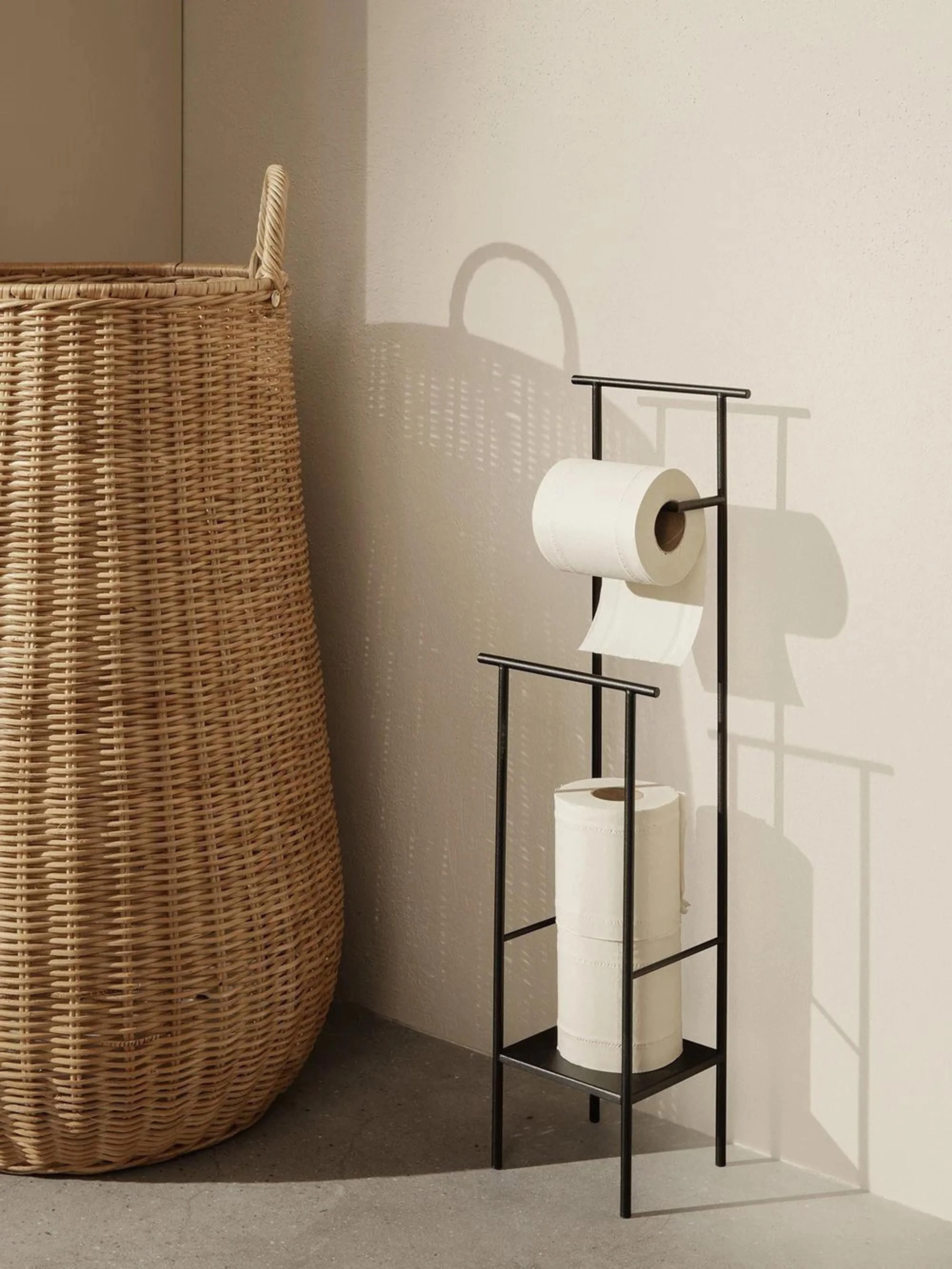 Toilettenpapierhalter Dora mit Ablage