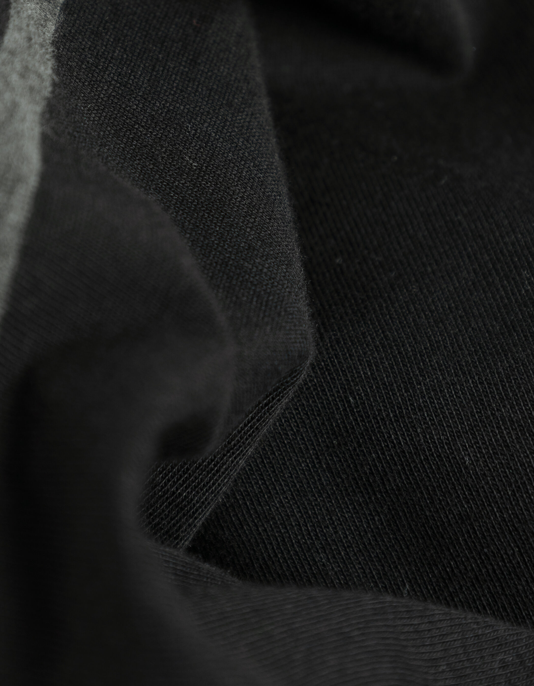 T-shirt manches courtes gris larges rayures noires Homme