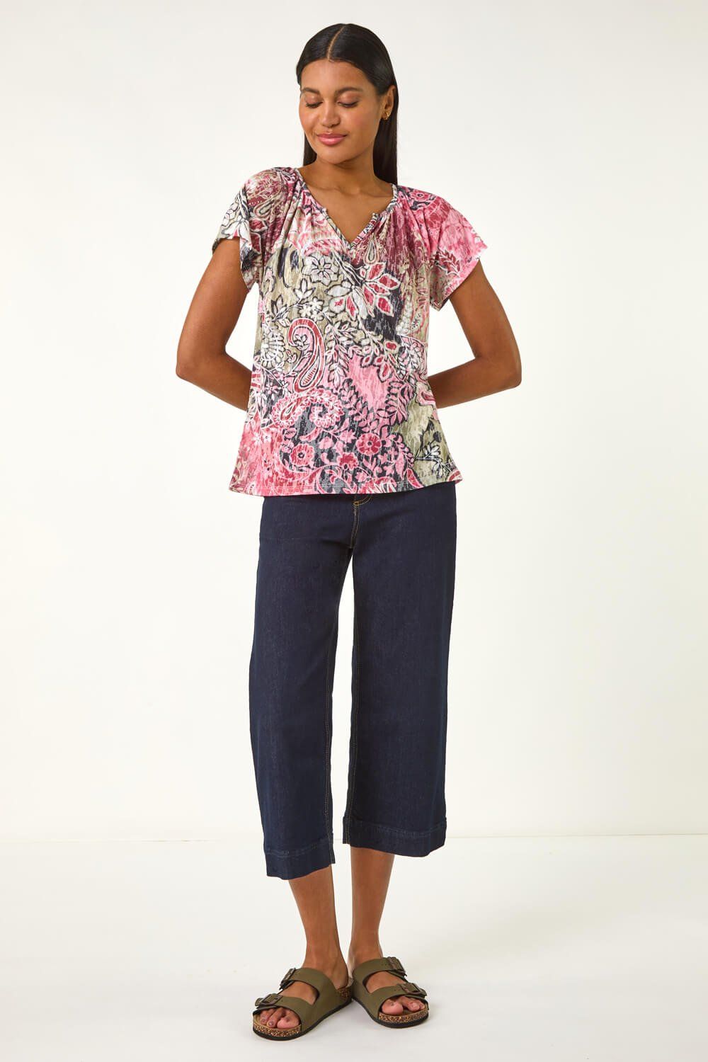 Roman Paisley Print V-Neck Raglan Top