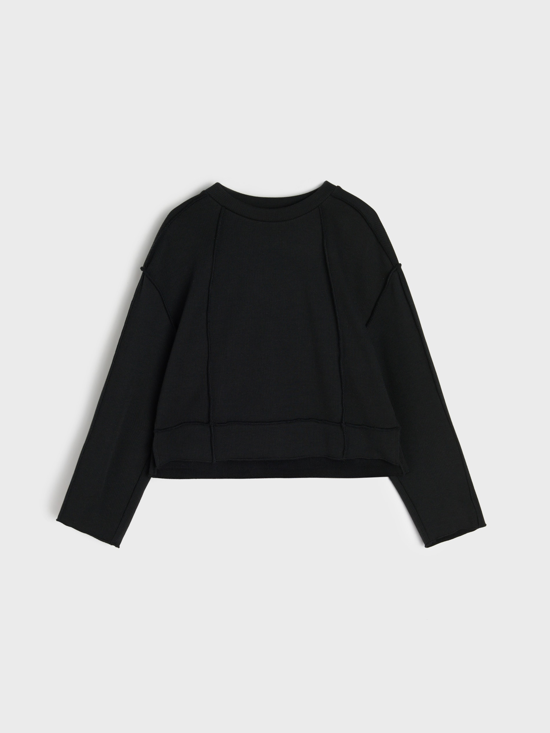 Prążkowana bluza crewneck z polarem wewnątrz