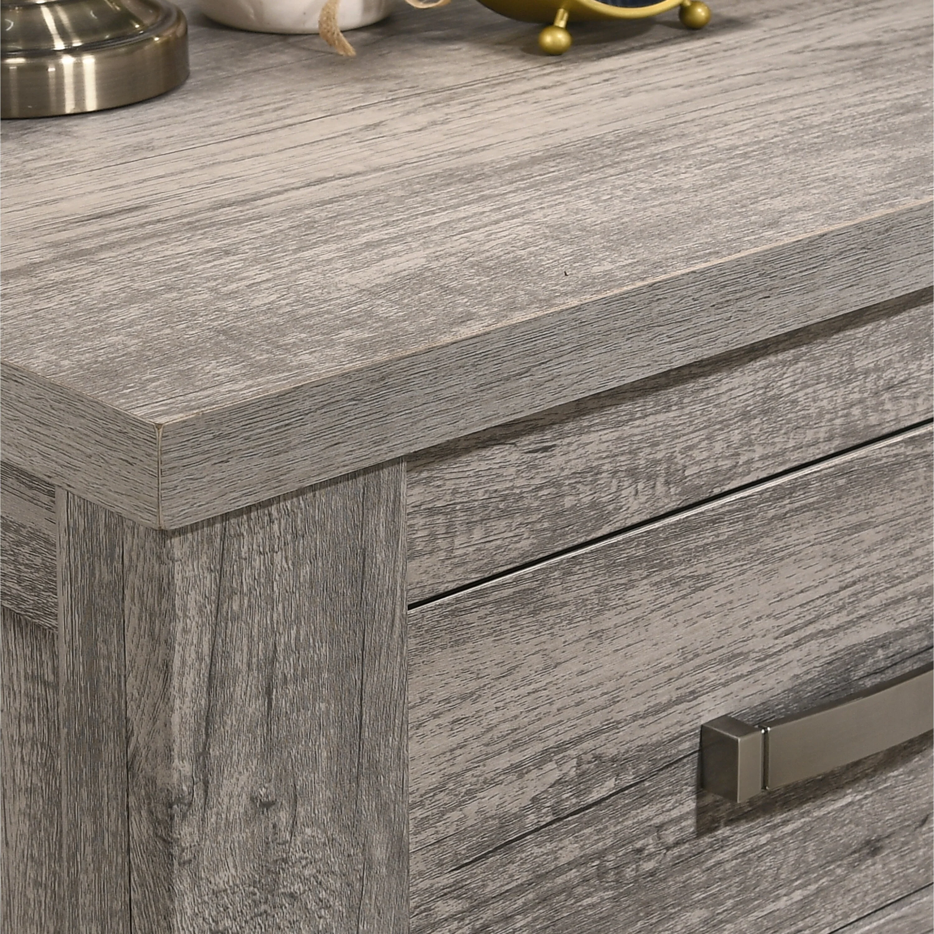 Roundhill Furniture Floren Contemporary Weathered Gray Wood 5-Drawer Chest