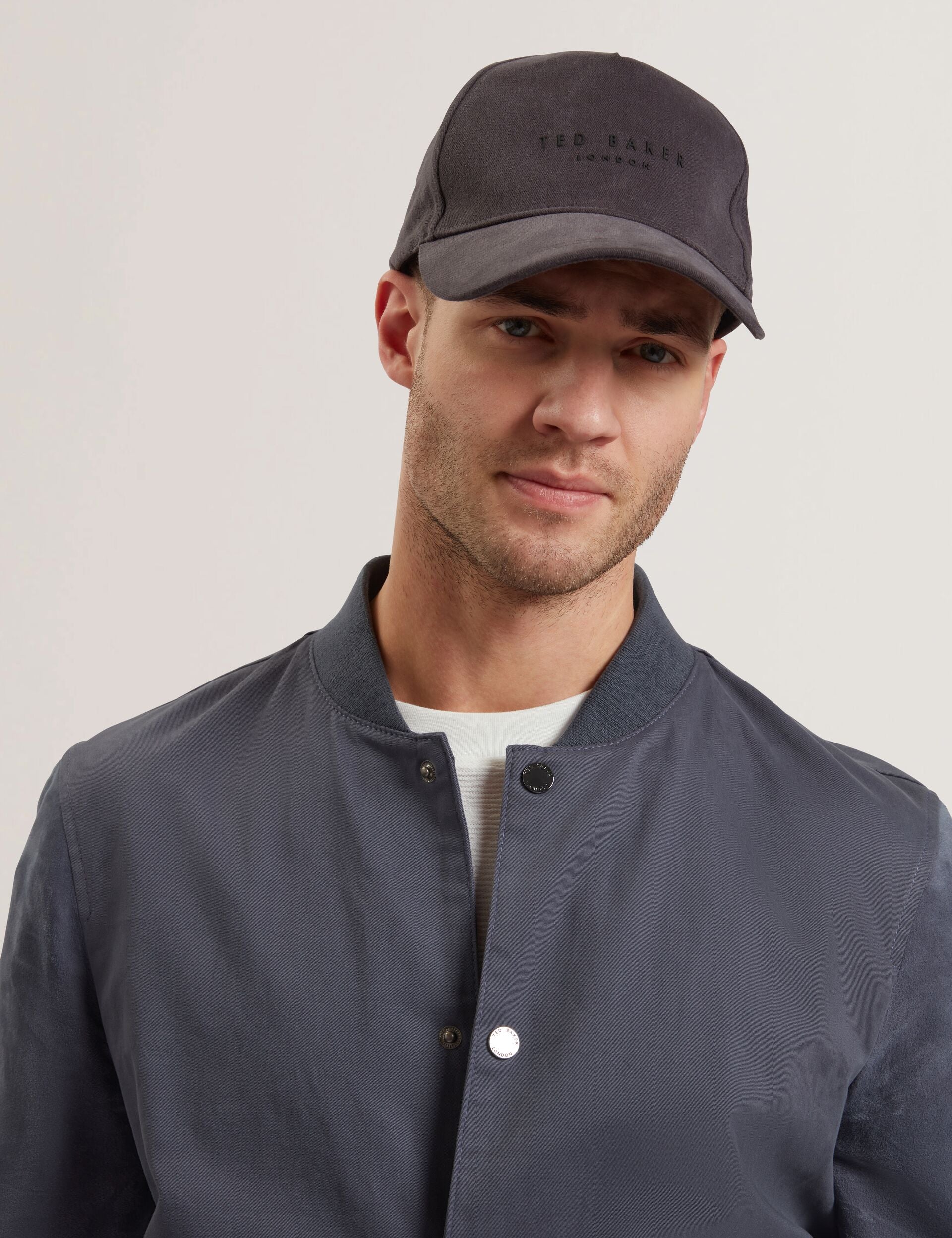 FREDDS | GREY