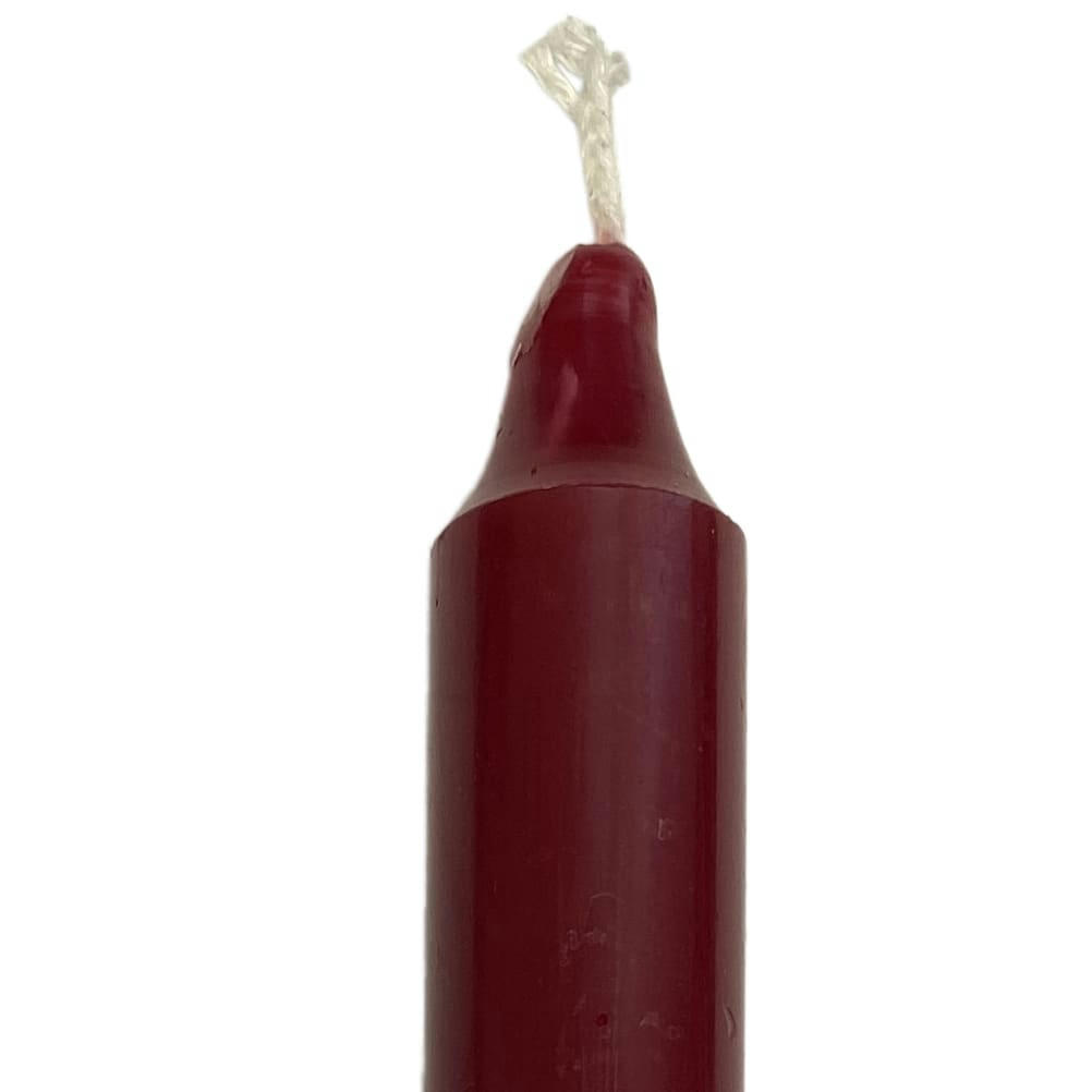 - Bougie teintée dans la masse bordeaux H21cm