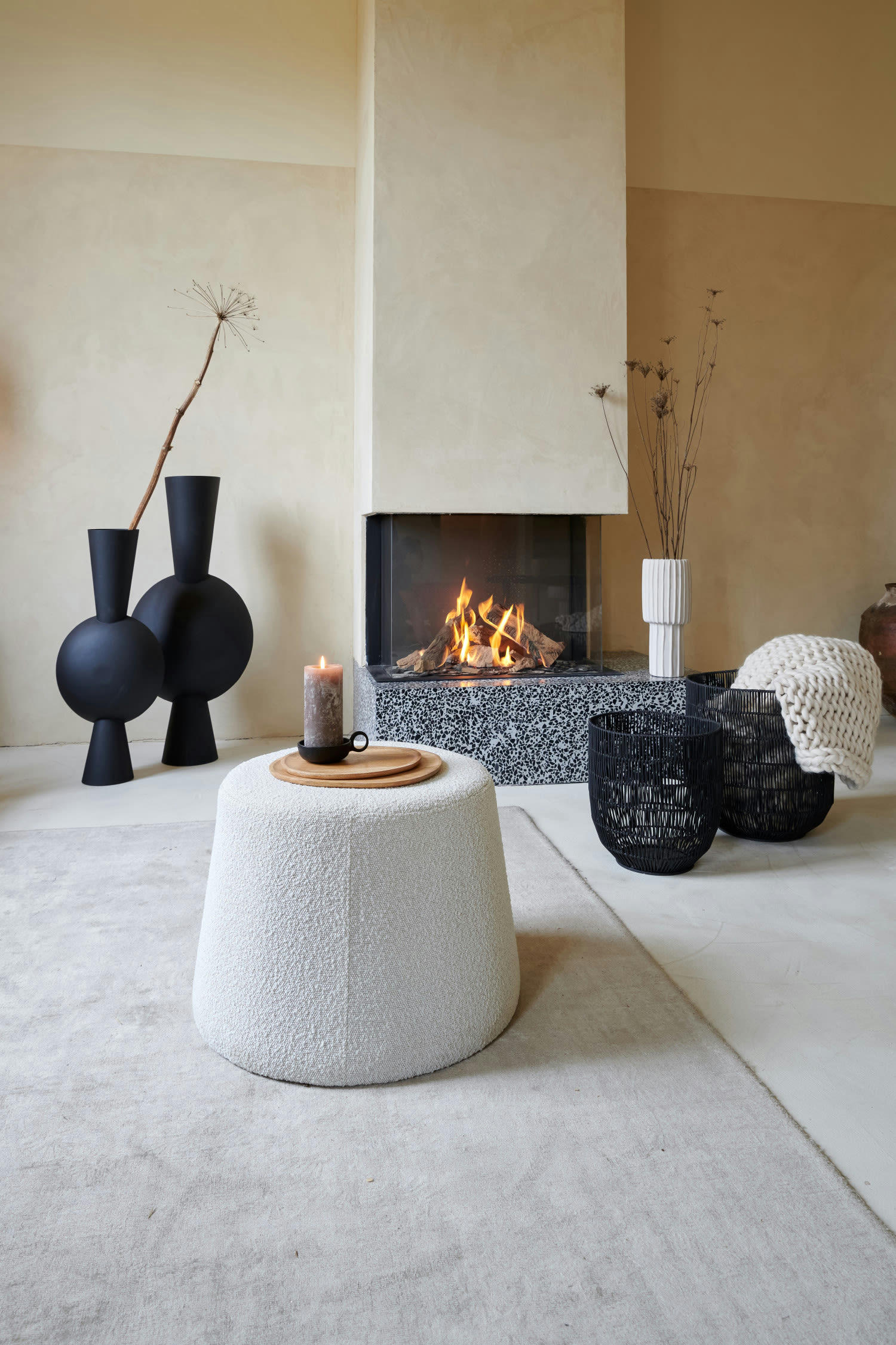 LAURYN - Pouf blanc bouclé ø59cm