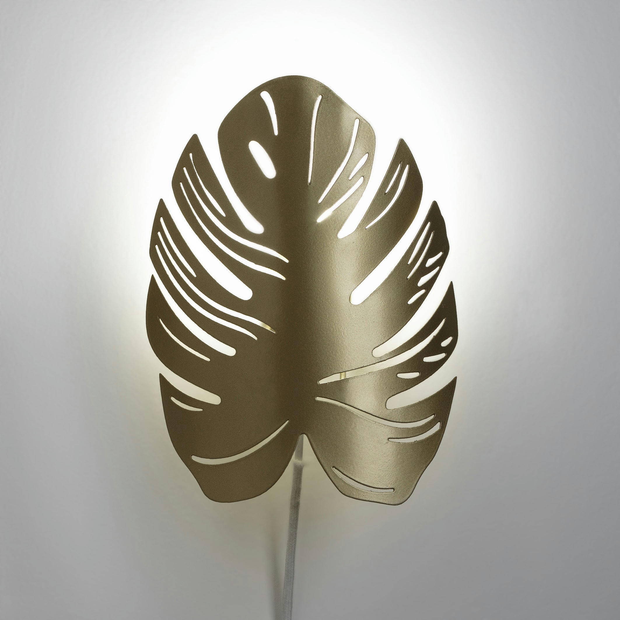 Applique feuille métal fer laitonné Monstera