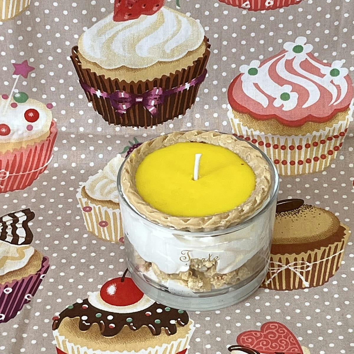 - Bougie parfumée tartelette au citron