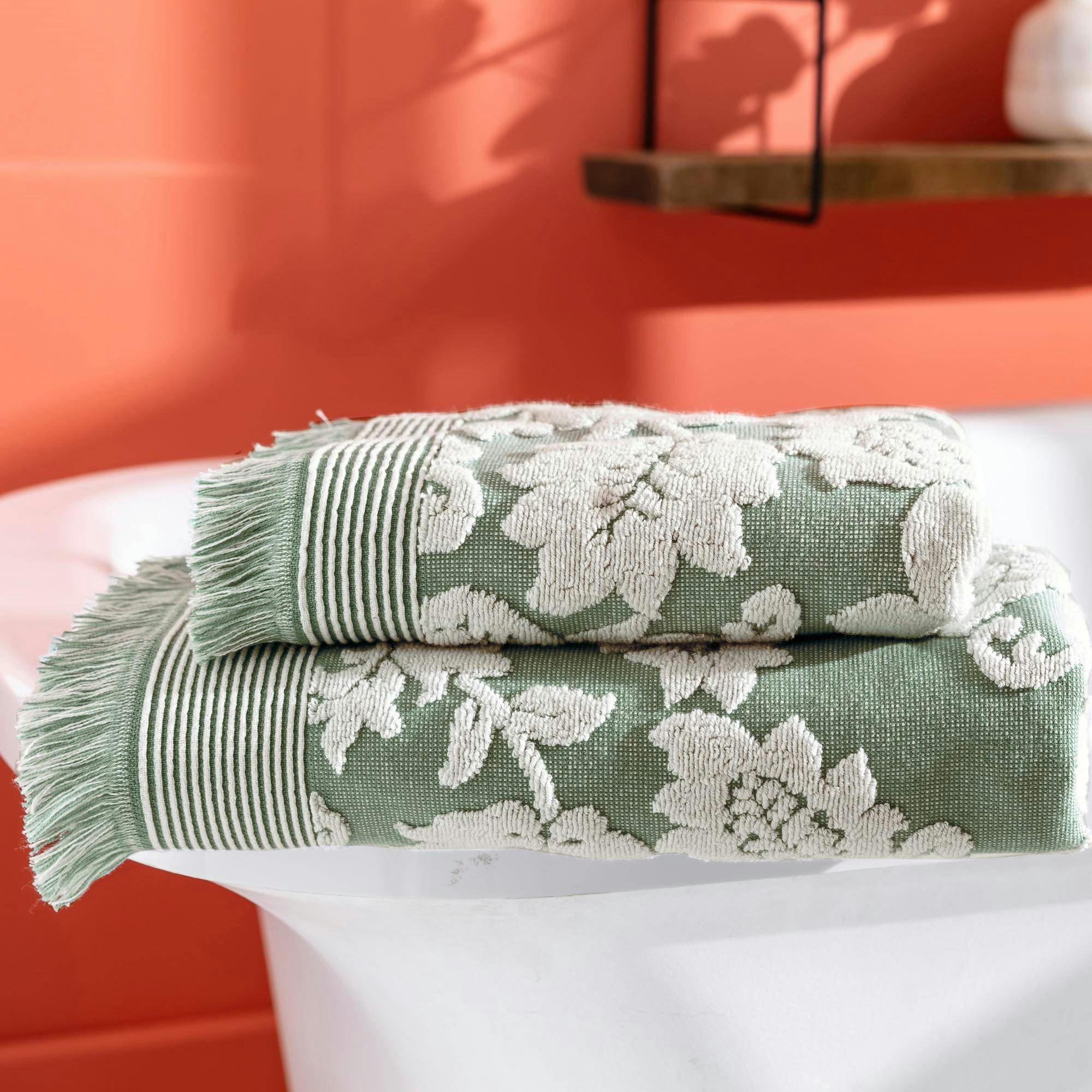 FLORAISON - Drap de bain 70x130 vert en coton 500 g/m²