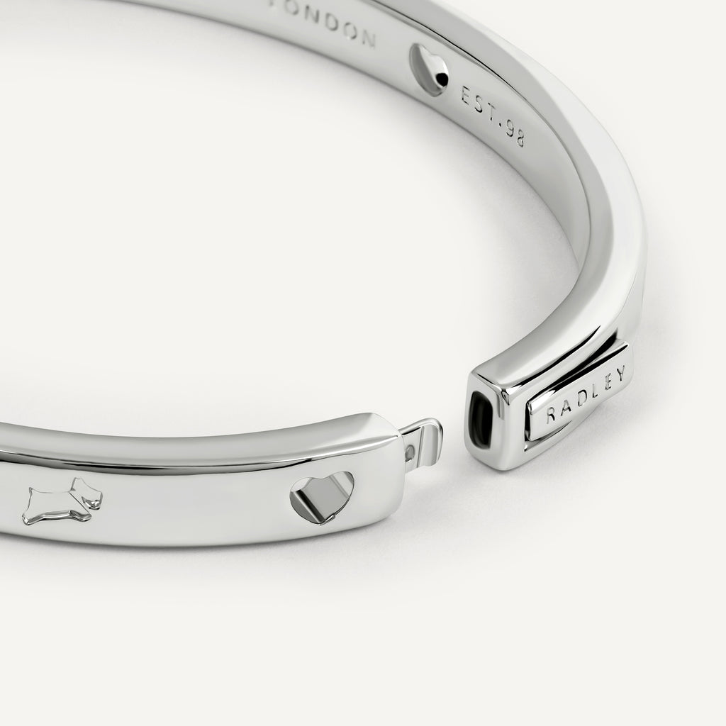 The Camden - Cut Out Heart And Dog Bangle