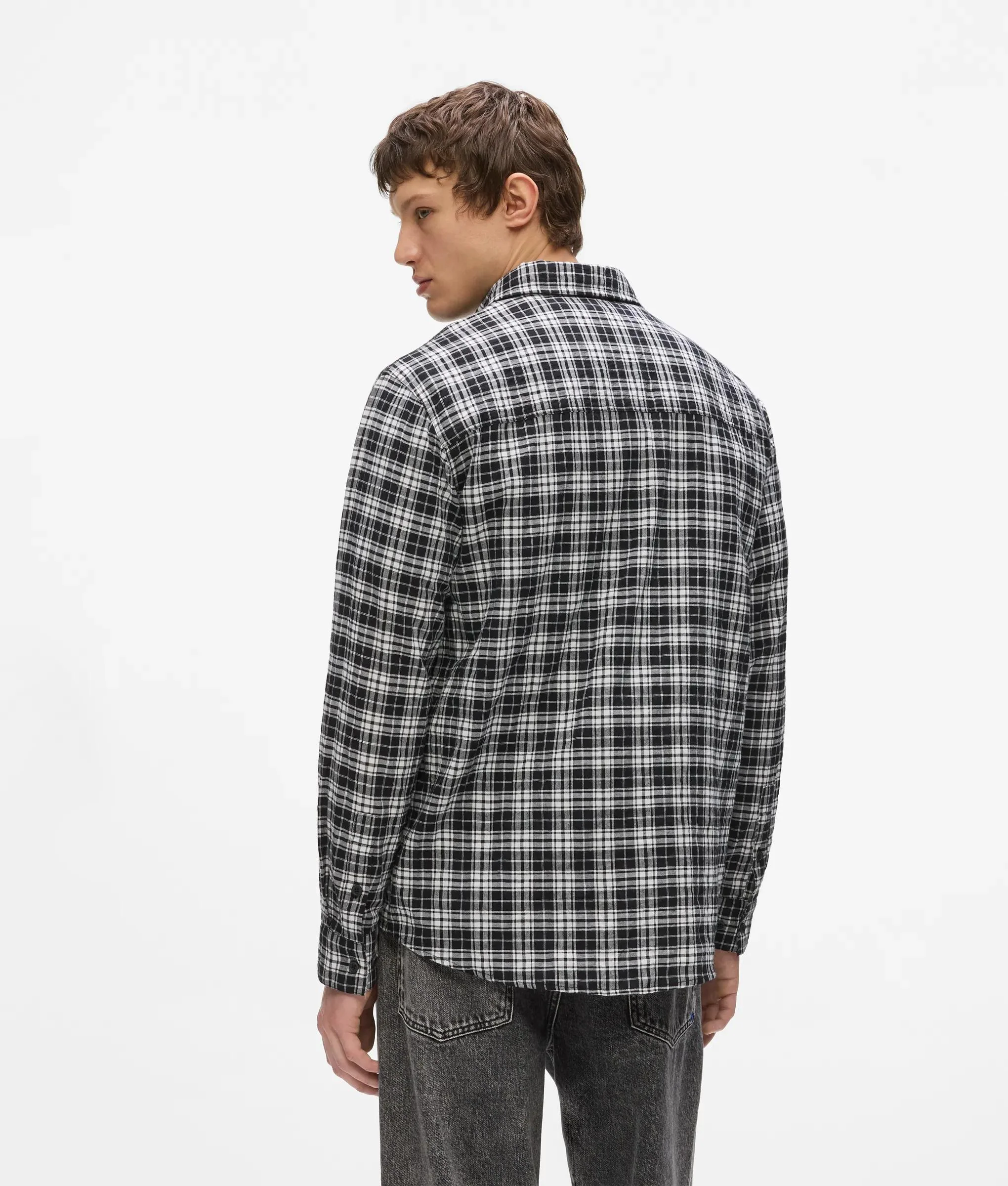 Chemise à poche poitrine à carreaux