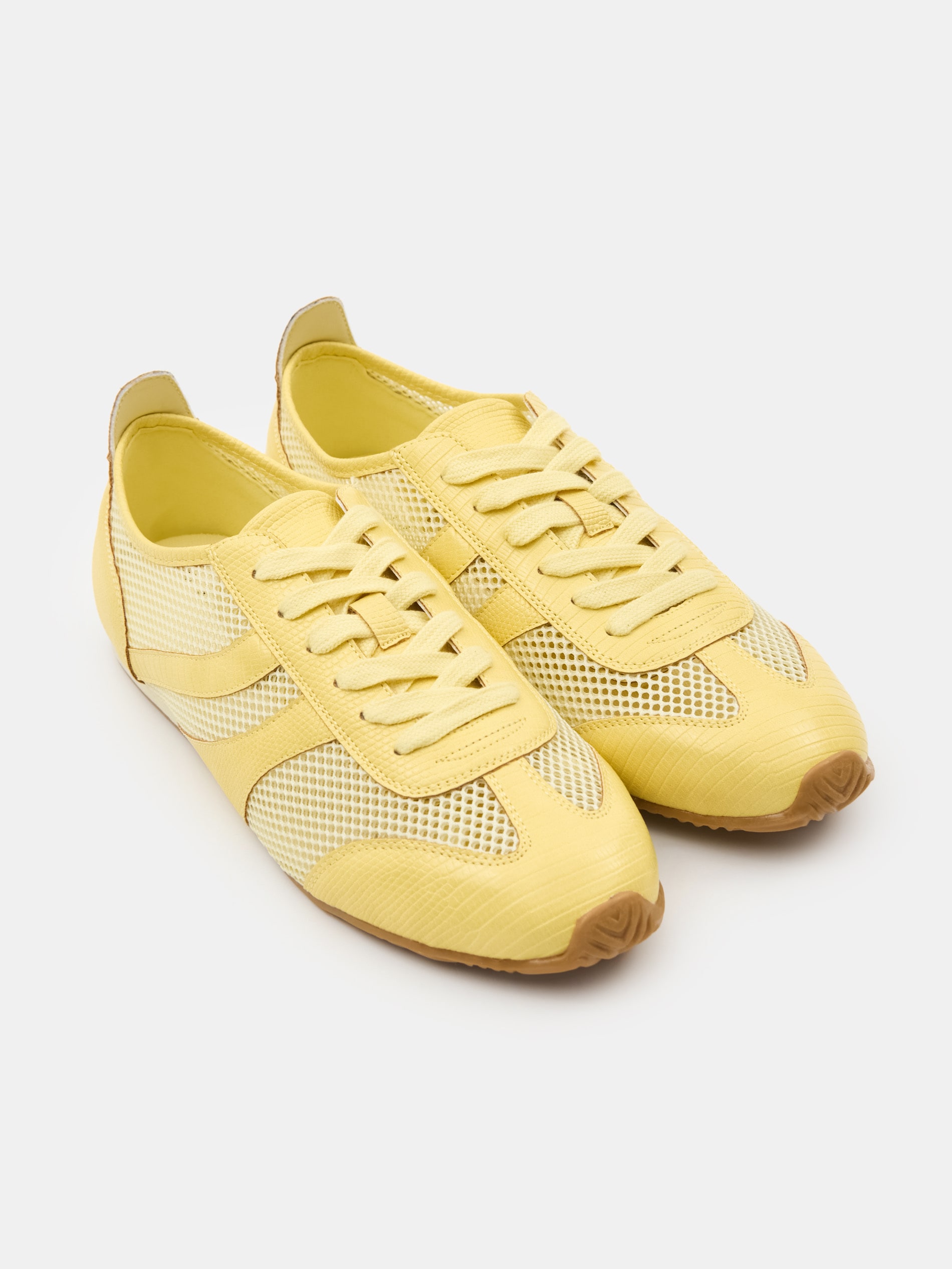 Sneakersy z siateczką