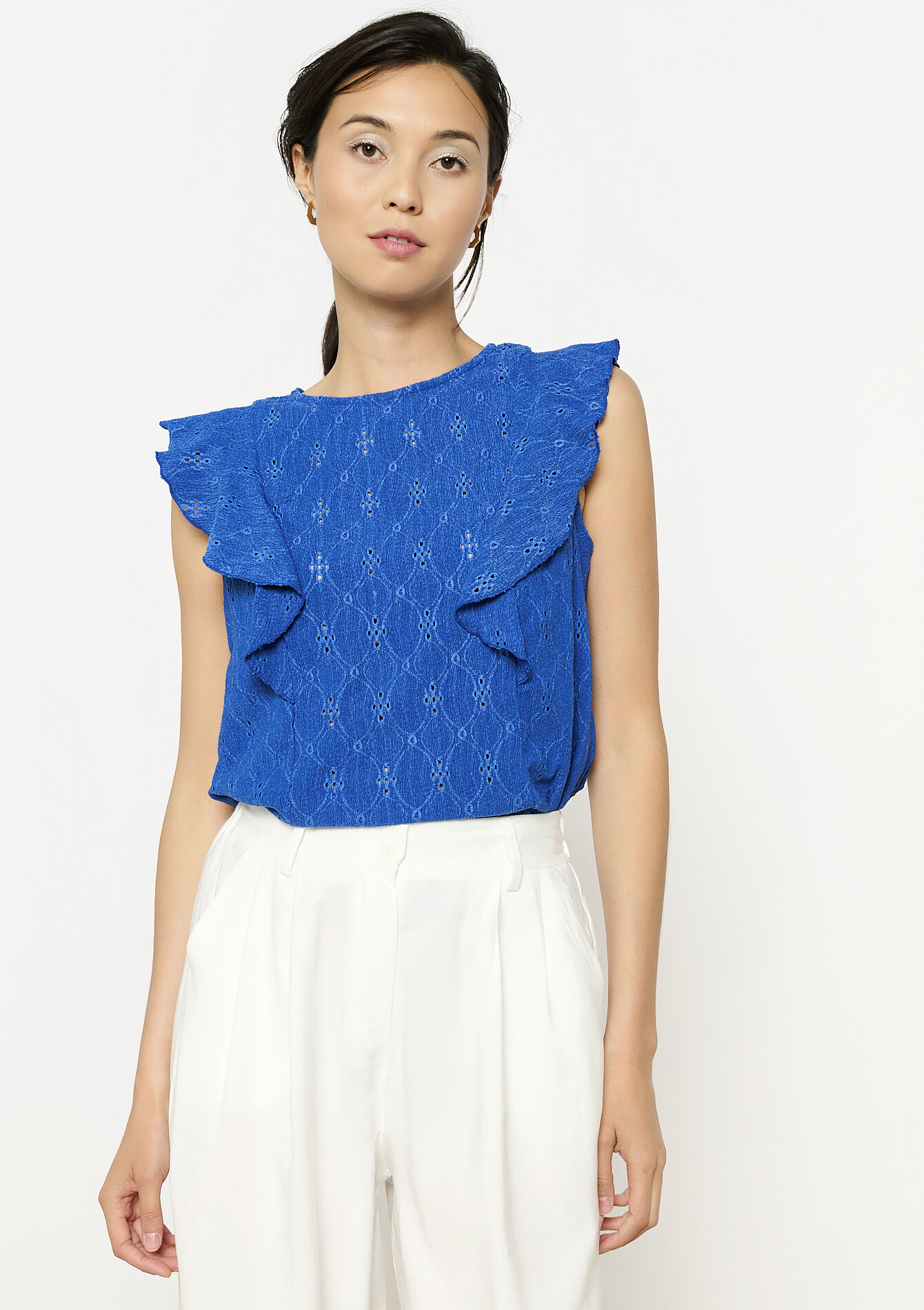 Geborduurde top met ruches