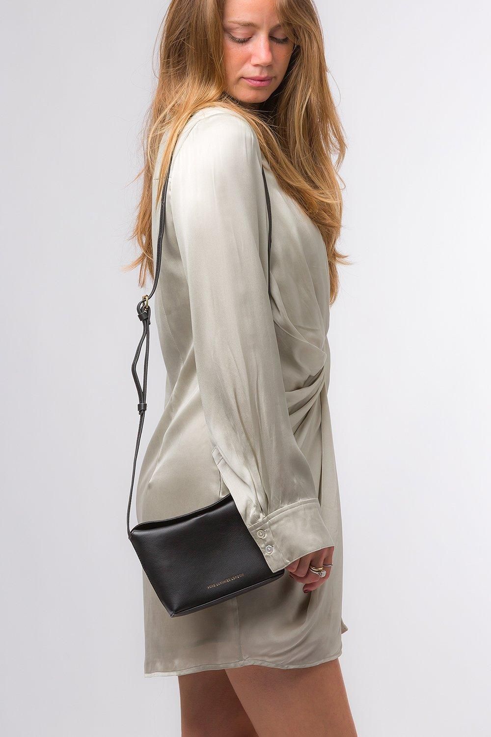 Pure Luxuries London Lolo' Nappa Leather Cross Body Bag
