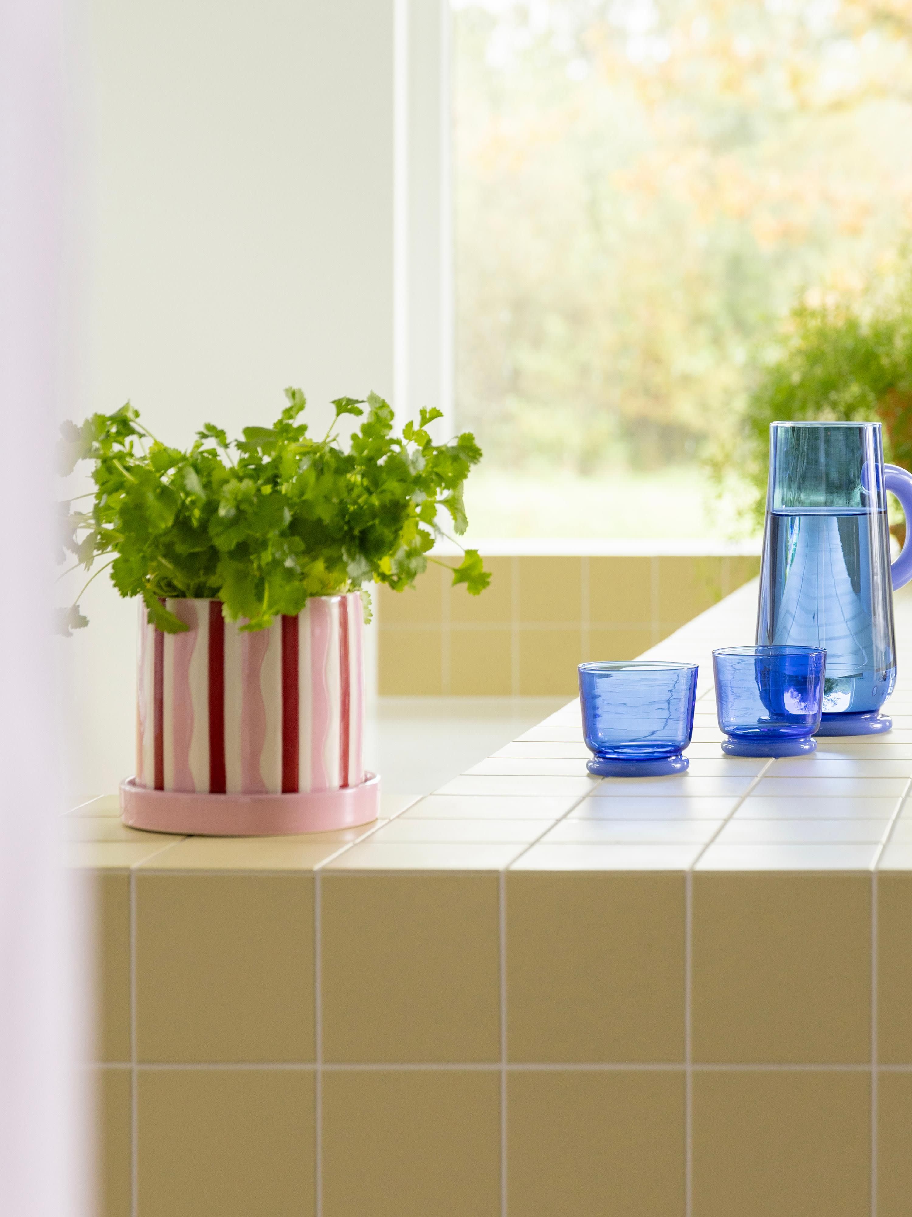 Handbemalter Blumentopf Clash
