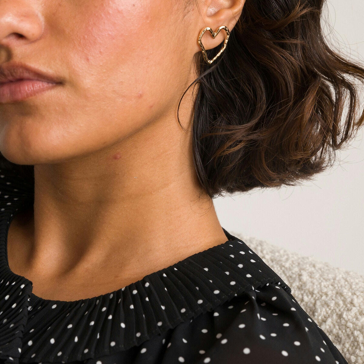 Boucles d'oreilles coeurs en métal martelé