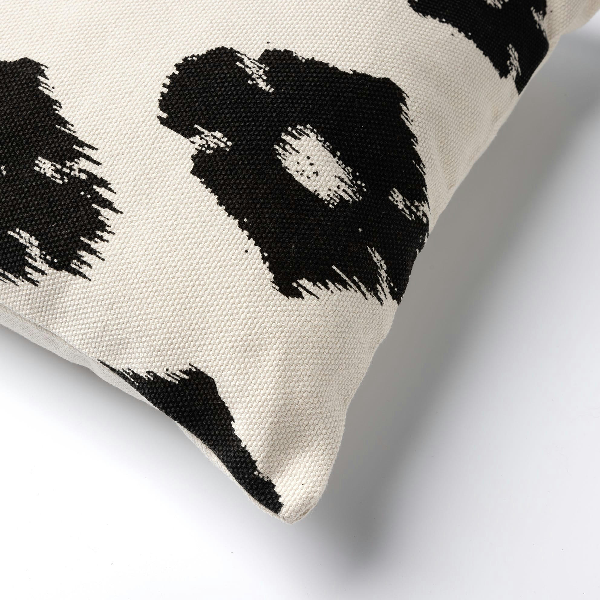RICO - Coussin - noir 69% polyester , 25% coton et 6% viskose 45x45 cm avec m