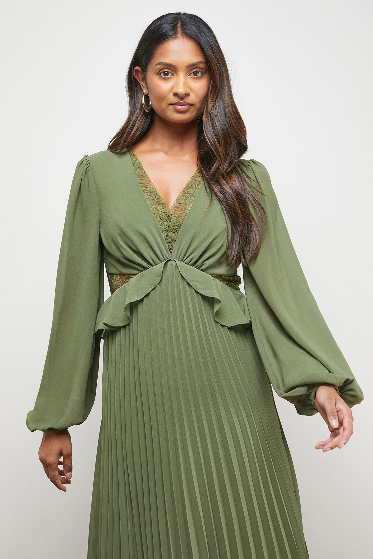 Oasis Lace Insert V Neck Pleated Midi Dress