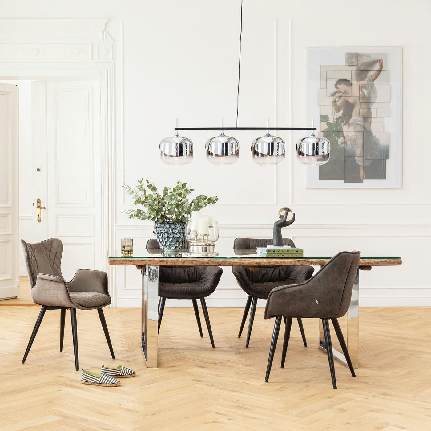 DREAM - Chaise avec accoudoirs en velours marron et acier