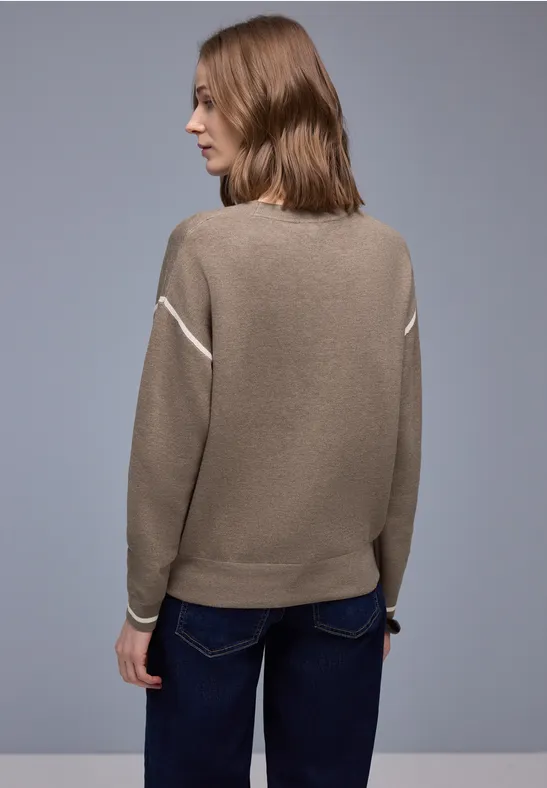 Pullover mit Kontrastdetails