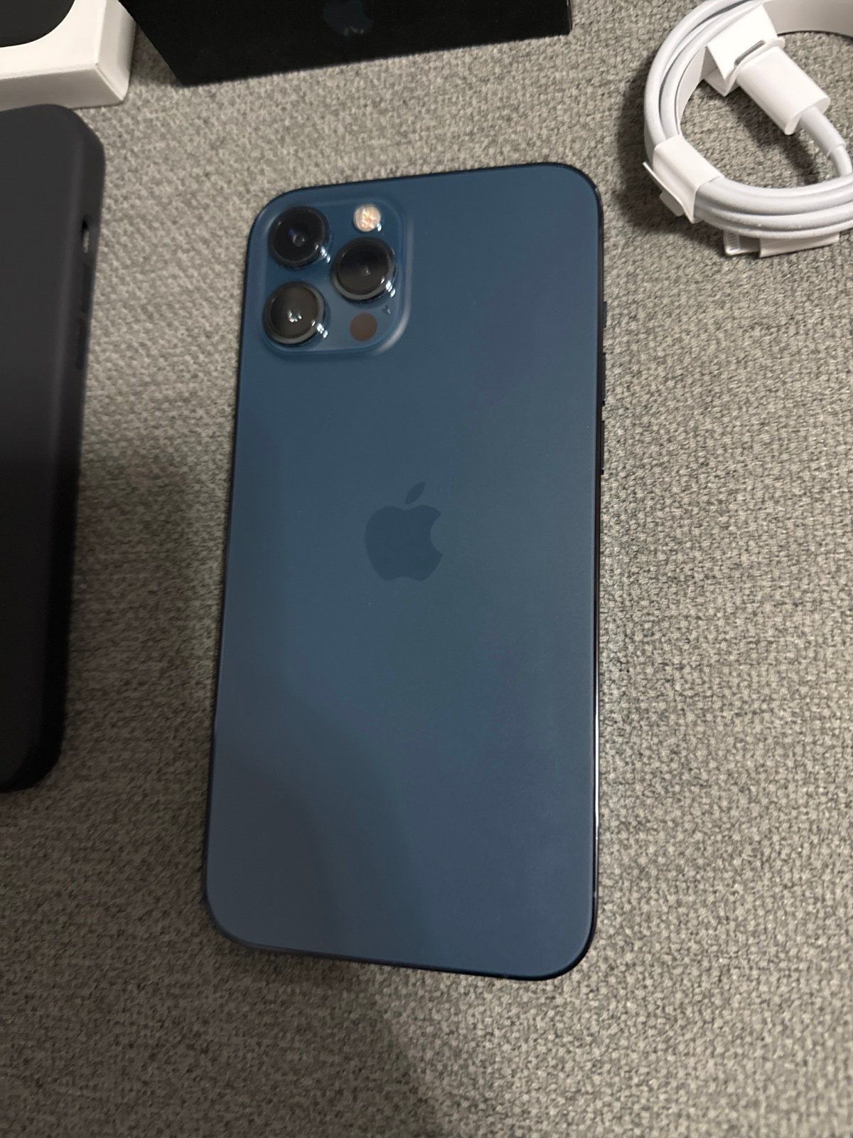 iPhone 12 Pro Max 256GB UNLOCKED