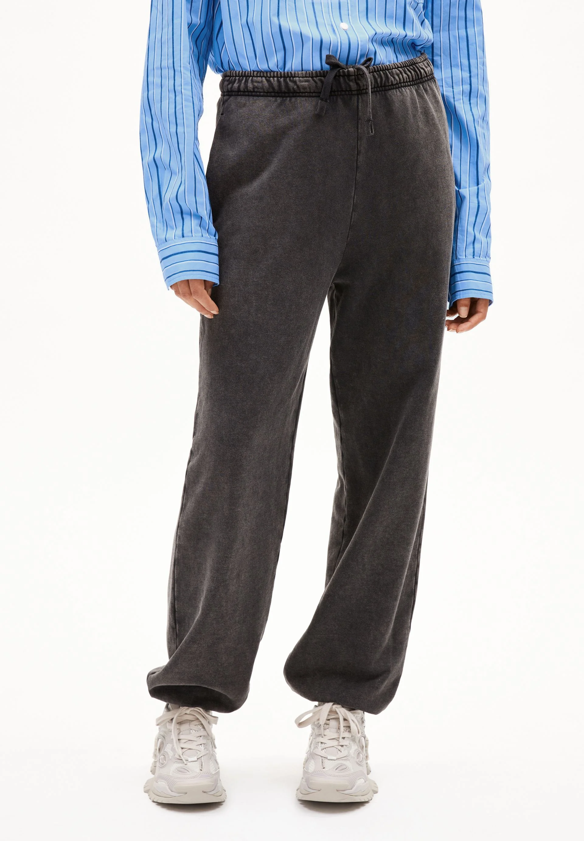 EMISAA GMT DYE SWEATPANT