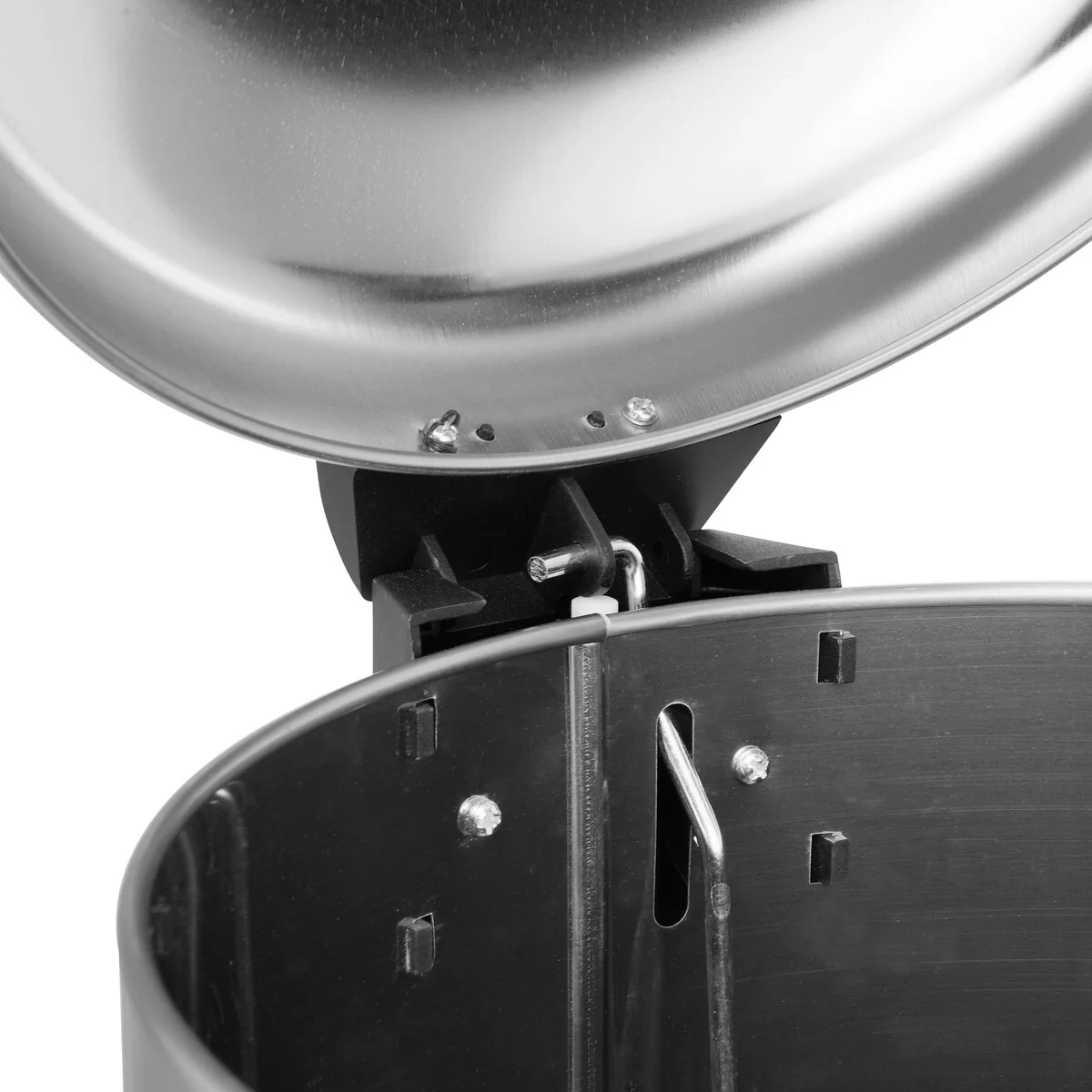 Innovaze 1.32 Gallon Stainless Steel Round Step-on Bathroom and Office Trash Can