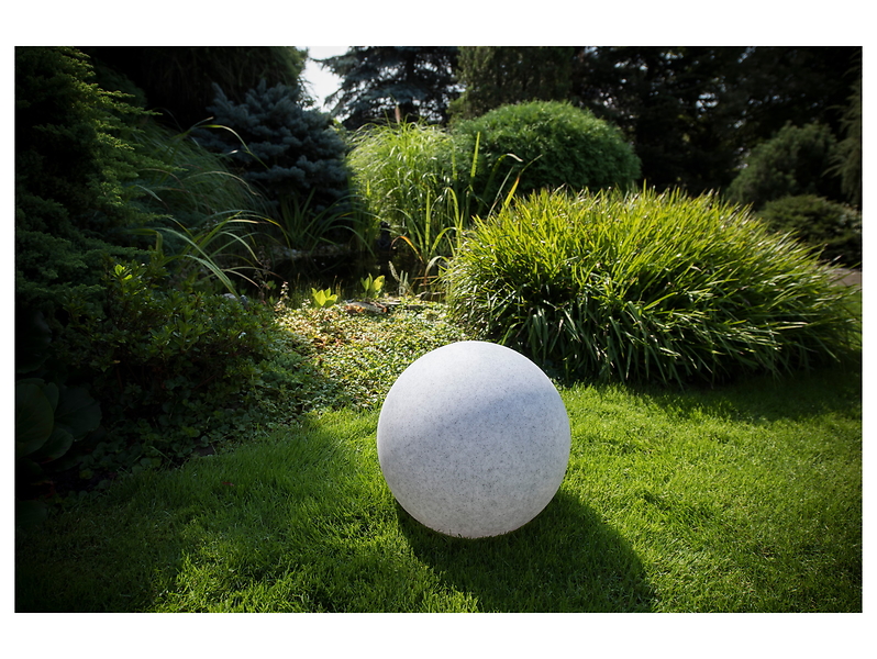 Lampa ogrodowa Kula Stono 20 cm z tworzywa sztucznego szara