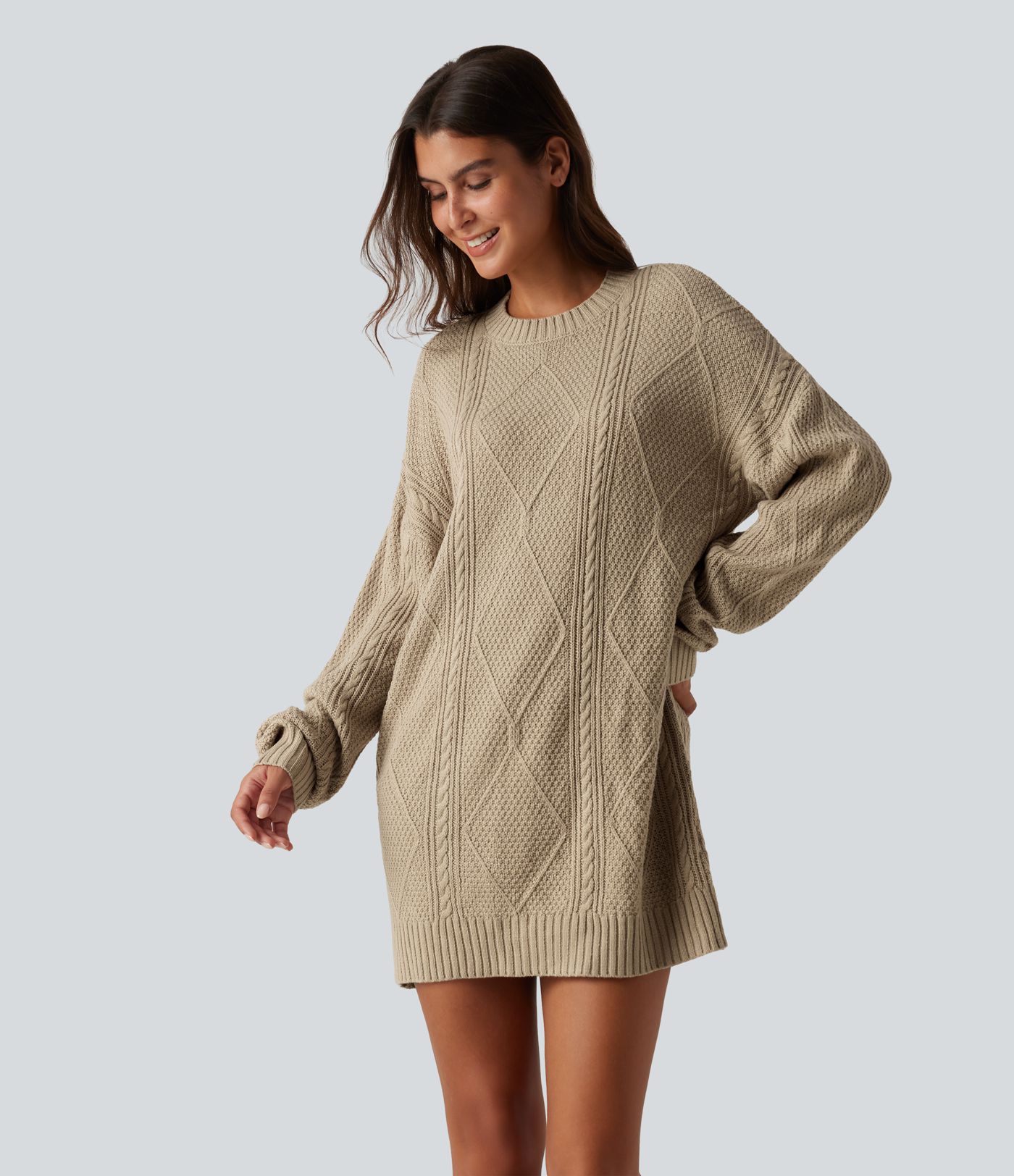 Robe pull mini en maille torsadée à encolure arrondie et manches longues
