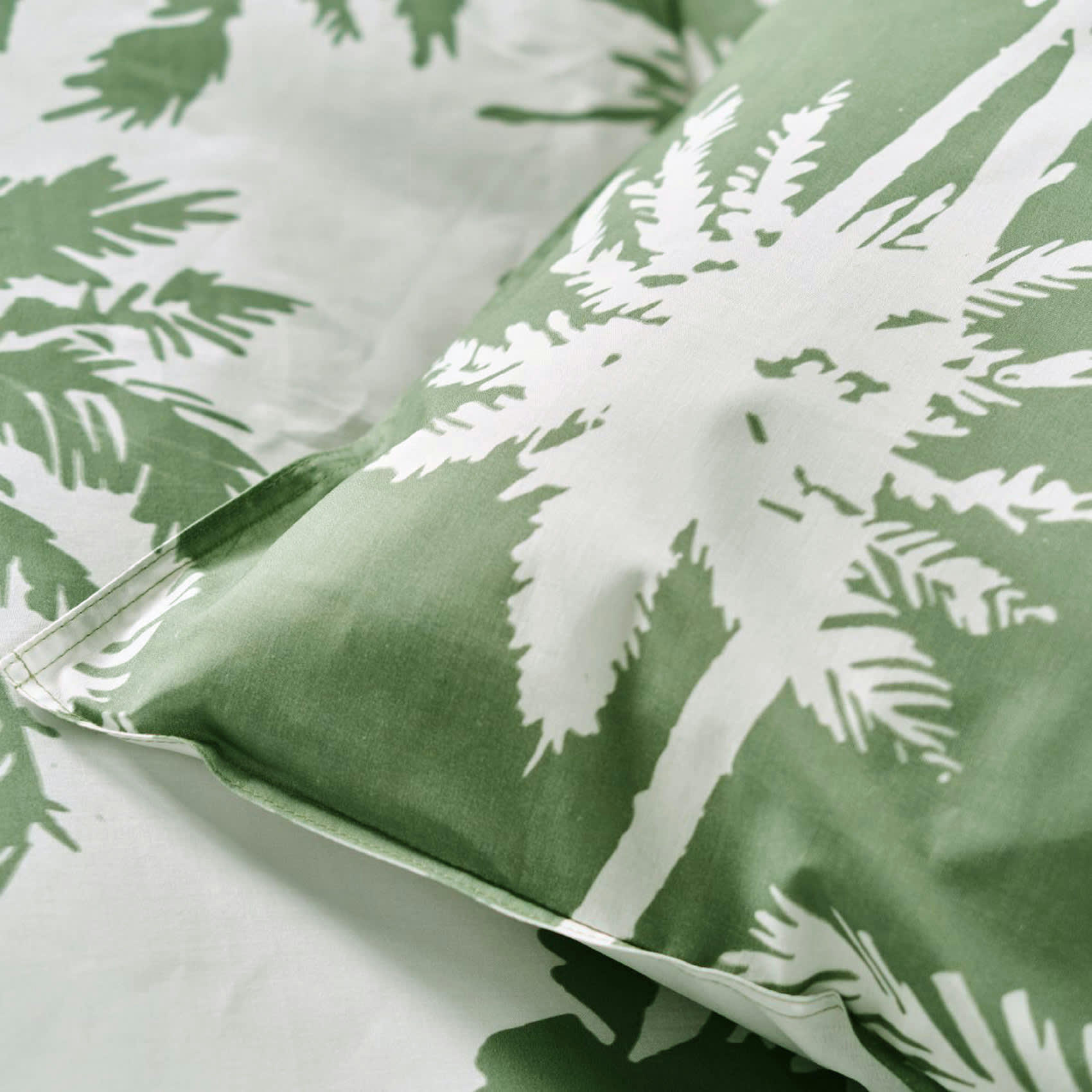 - Parure de lit réversible à l'esprit tropical coton vert 260x240 cm
