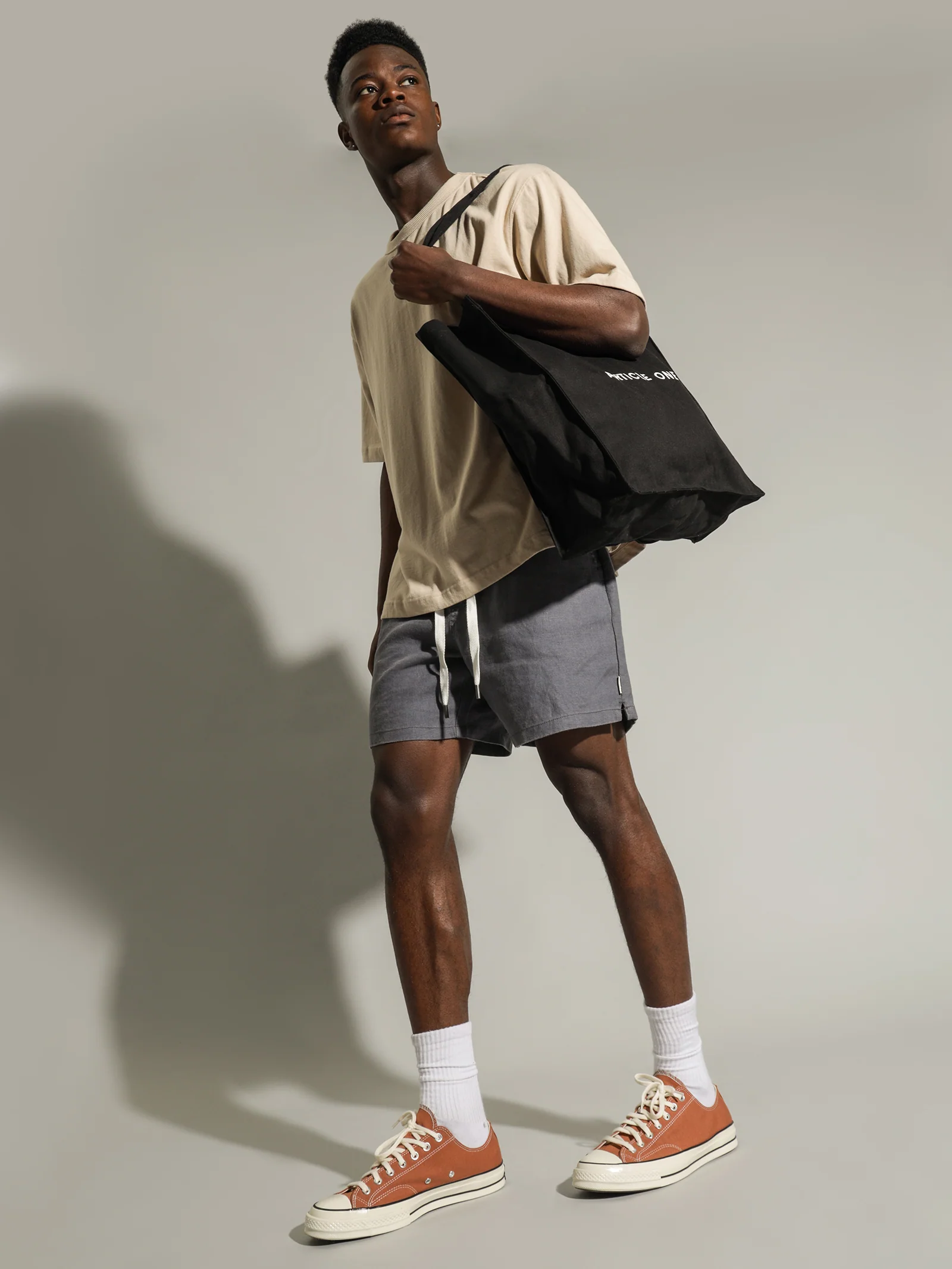 Nero Linen Shorts