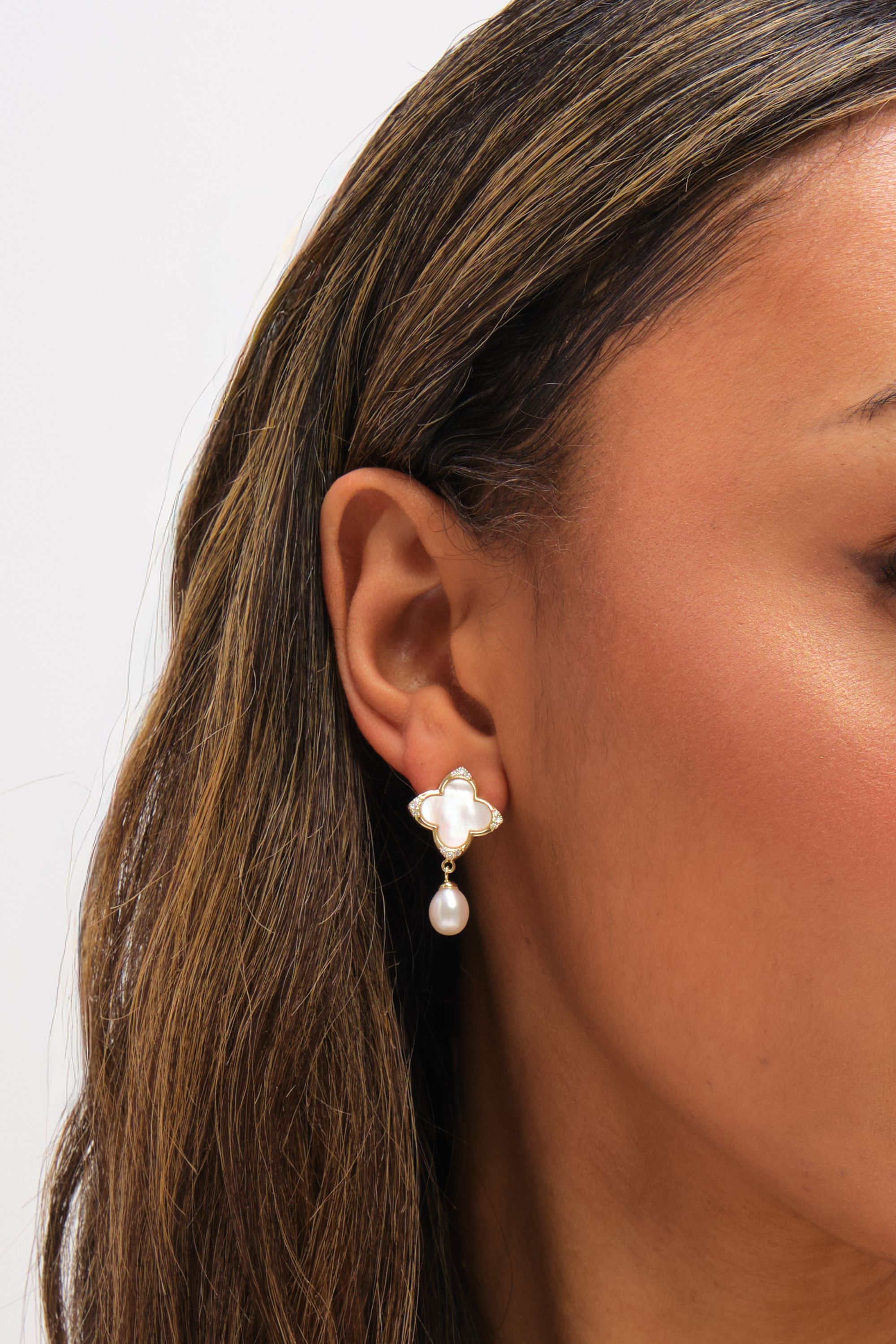 Jon Richard Gold Plated Mother of Pearl and Pearl Clover Earrings