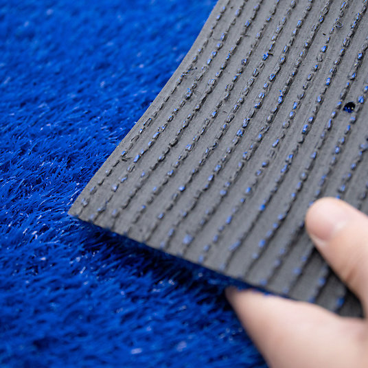 Gazon artificiel Expo classé feu - Bleu - 22 mm - Rouleau de 2m x 6m