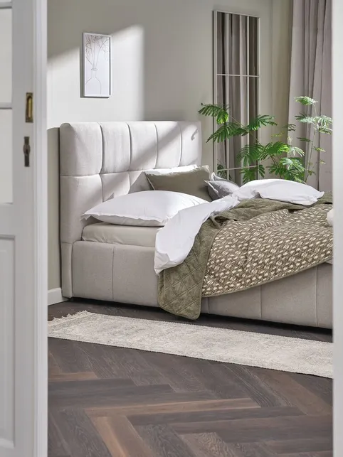 Sengeramme m. opbevaring VEMMELEV 150x200 beige stof