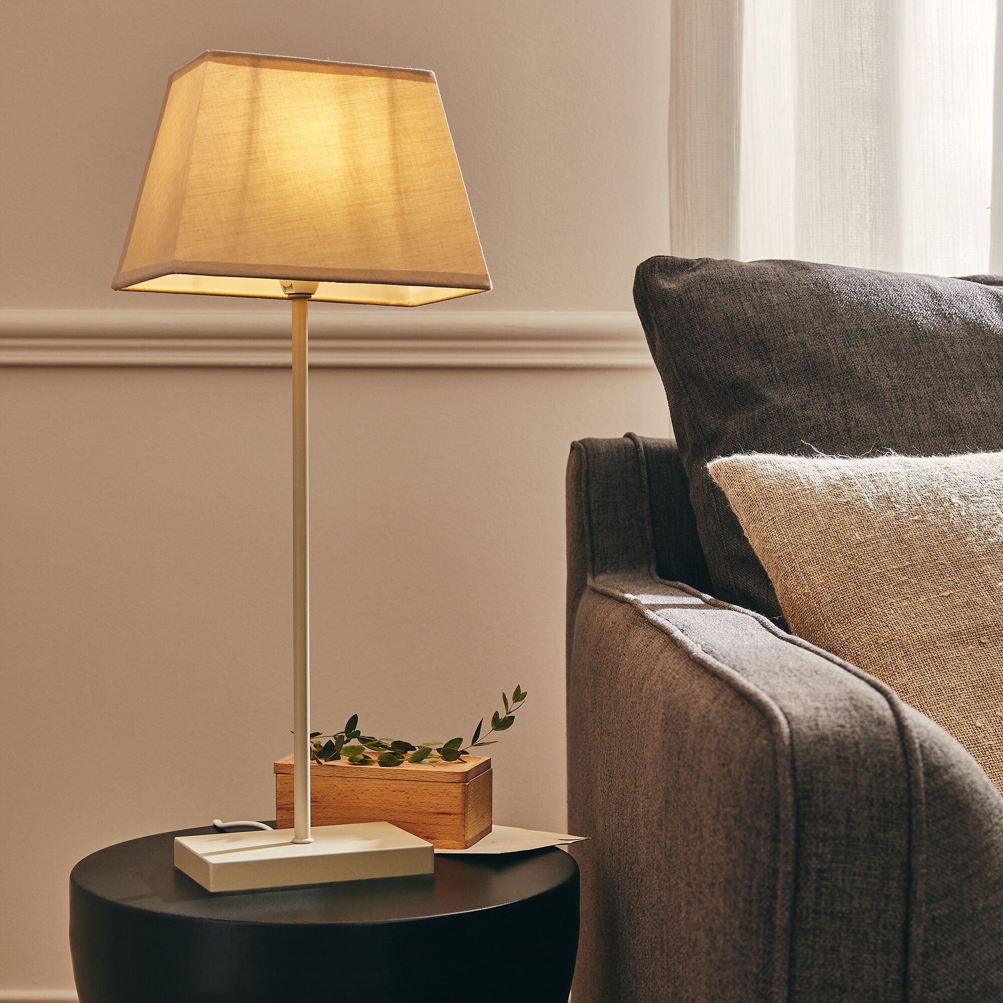 SVELTA - Lampe à poser électrifiée en coton H47cm - beige alpilles